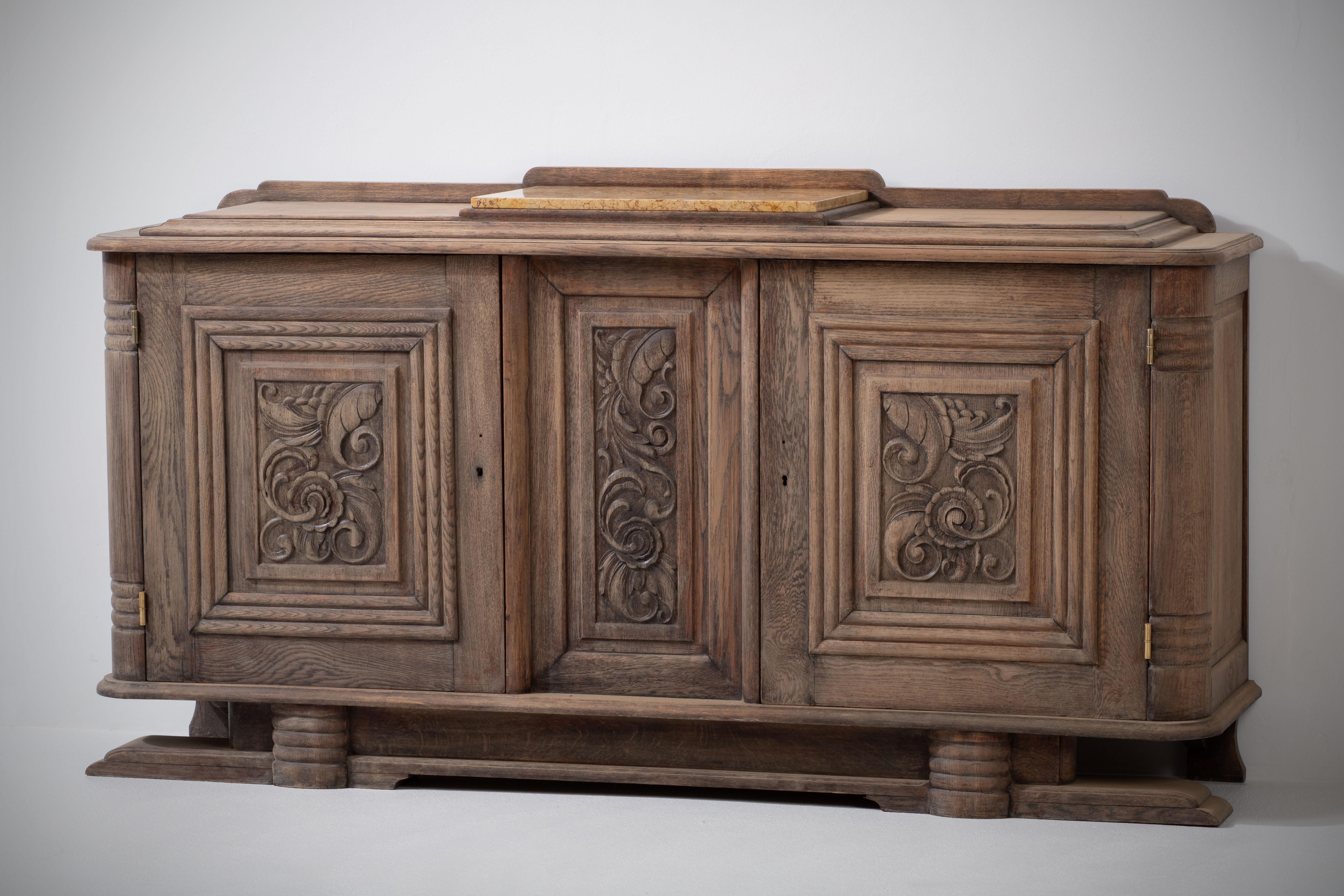 French Solid Oak Credenza, 1940s For Sale 4