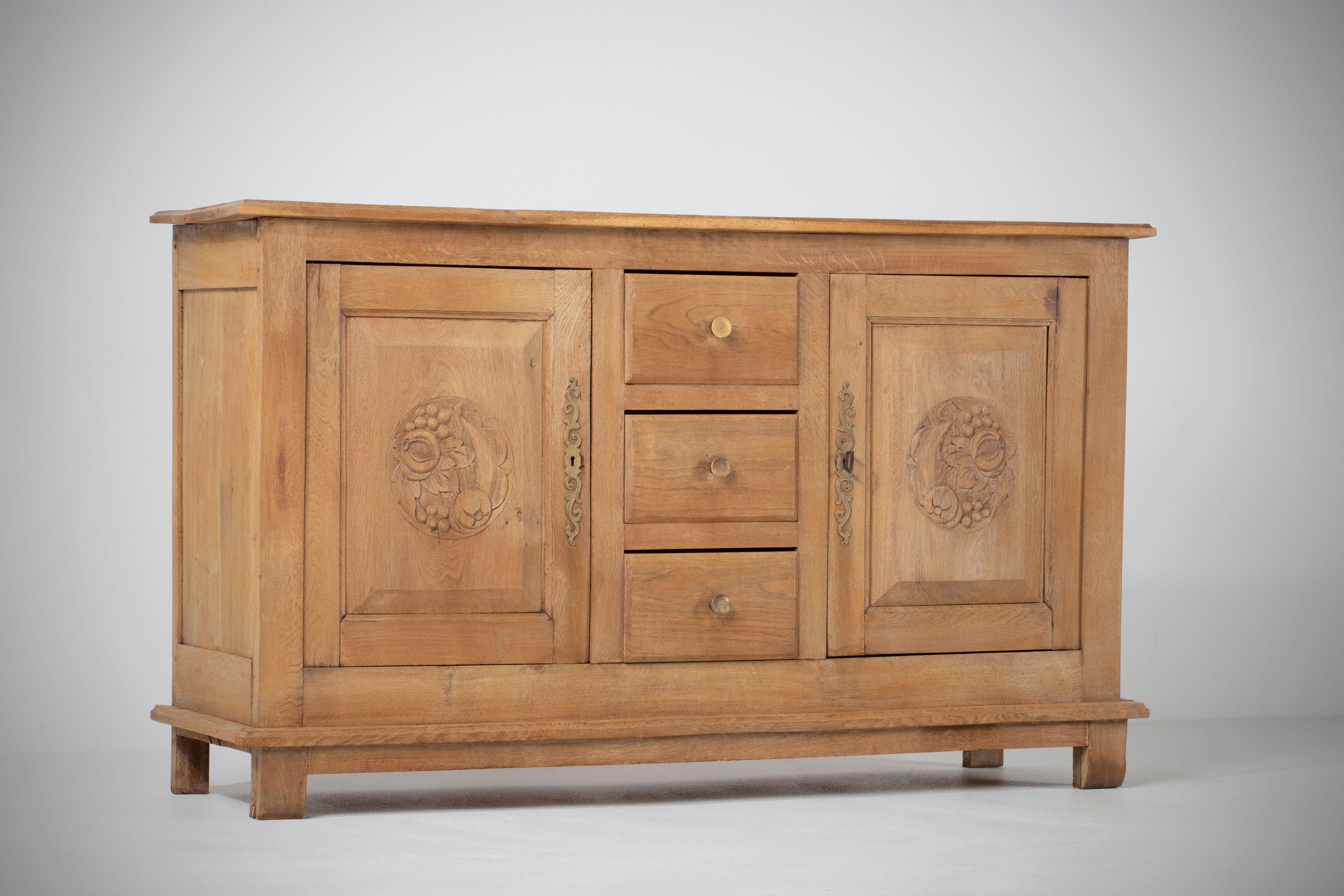 French Solid Oak Credenza with Hand-Carved Details, 1940s For Sale 5