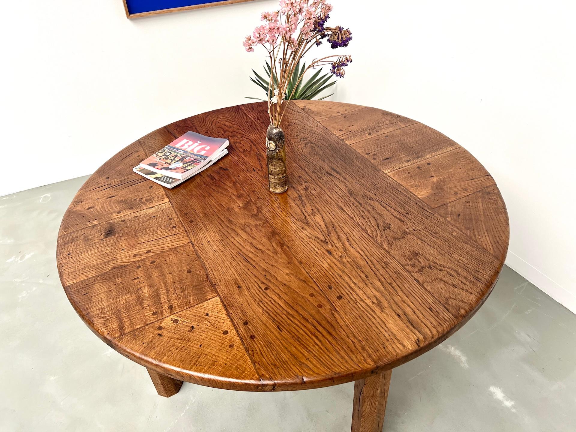 Tavolo rotondo francese in legno massiccio di Oak - Pezzo unico, circa 1900 in vendita 3