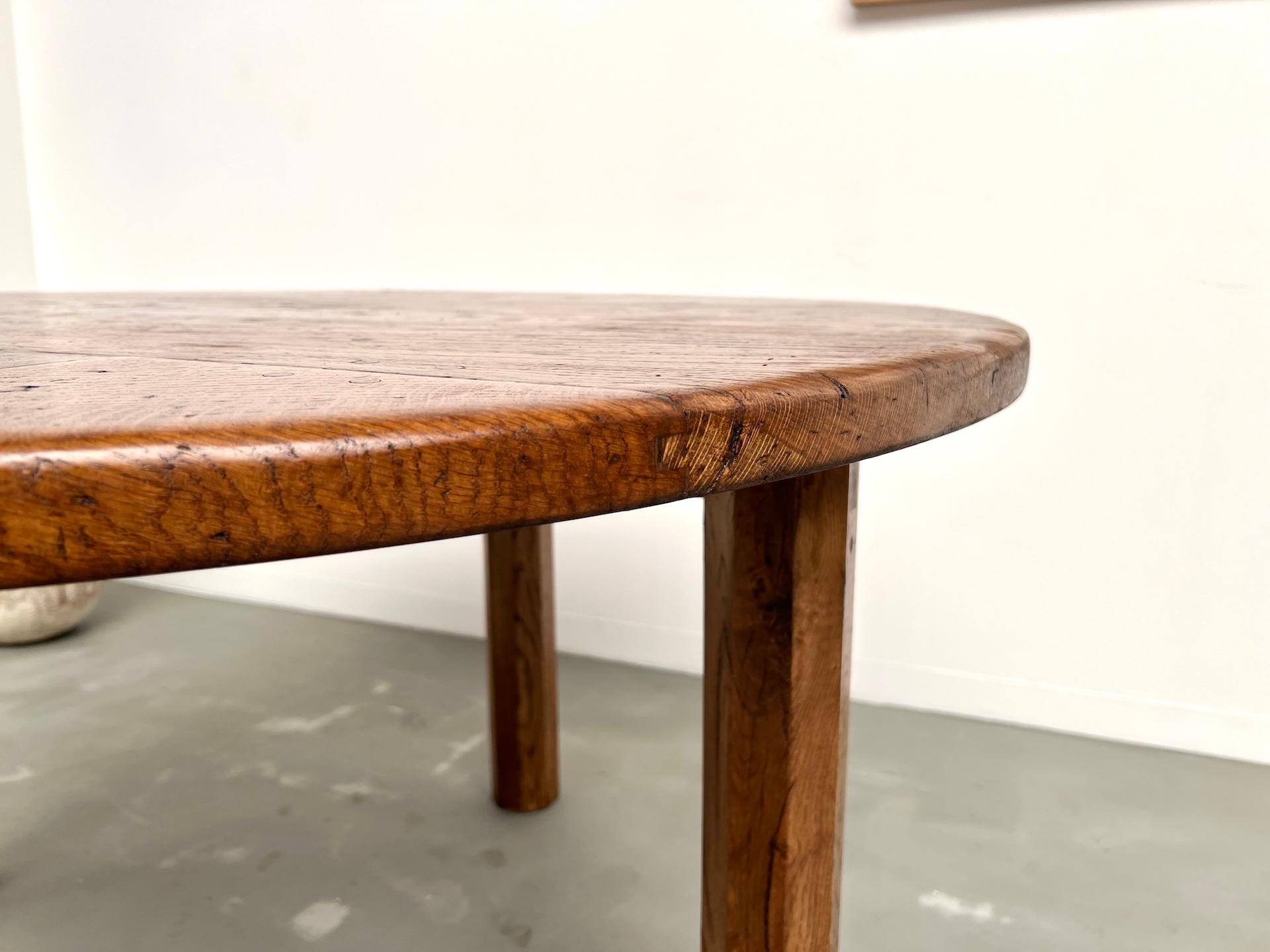Tavolo rotondo francese in legno massiccio di Oak - Pezzo unico, circa 1900 in vendita 10