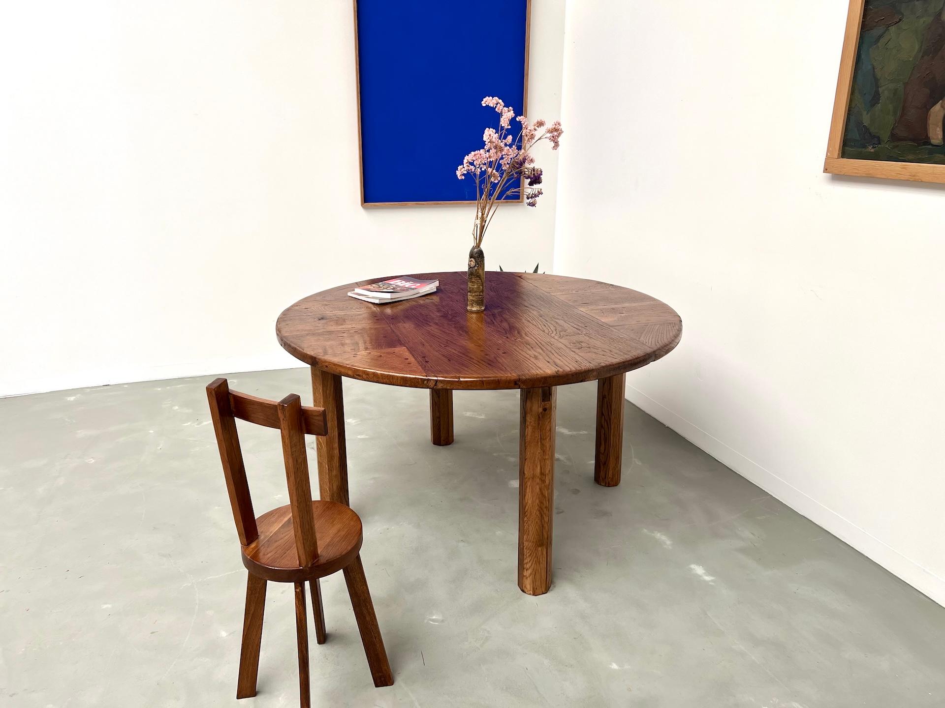 Tavolo rotondo francese in legno massiccio di Oak - Pezzo unico, circa 1900 in vendita 2