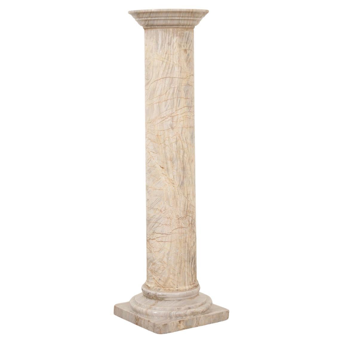 Französische Säule aus massivem weißem Marmor