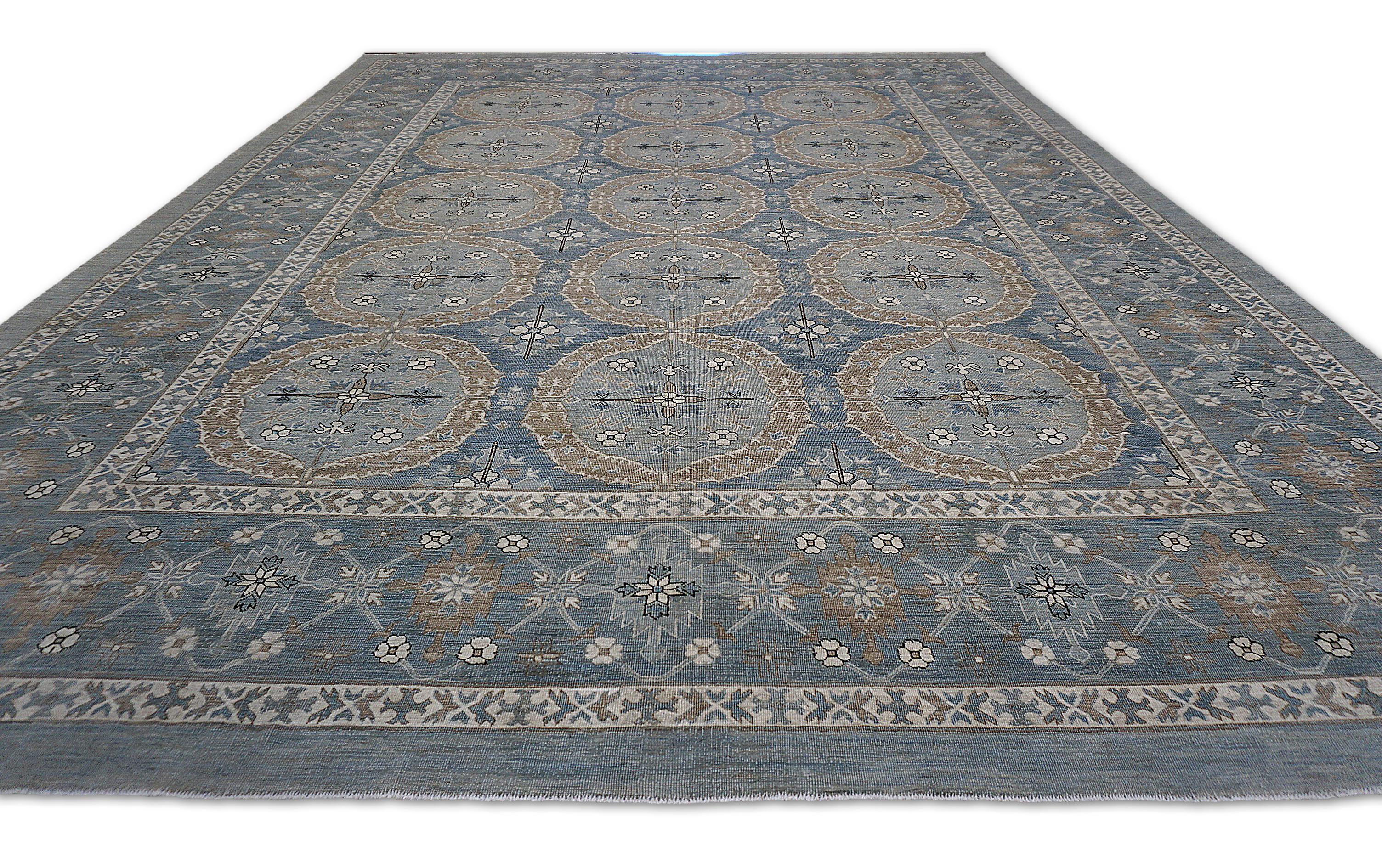 Französisch Spanisch inspiriert Blau Grau mit Taupe Wollteppich 9'x12'3'' im Zustand „Neu“ im Angebot in Torrance, CA