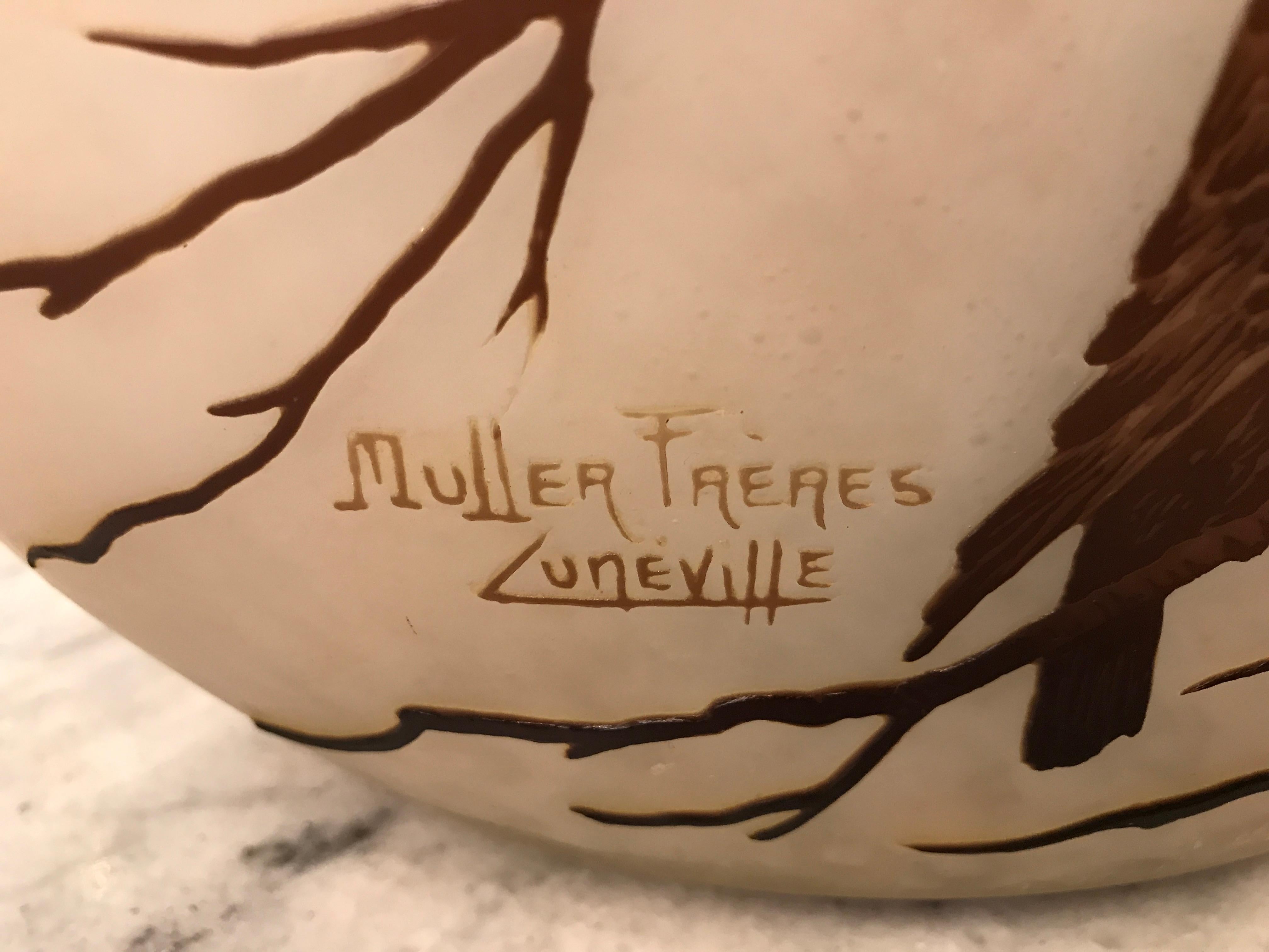 French sparrows Vase, Sign: Muller Freres Luneville, Jugendstil, Art Nouveau For Sale 3