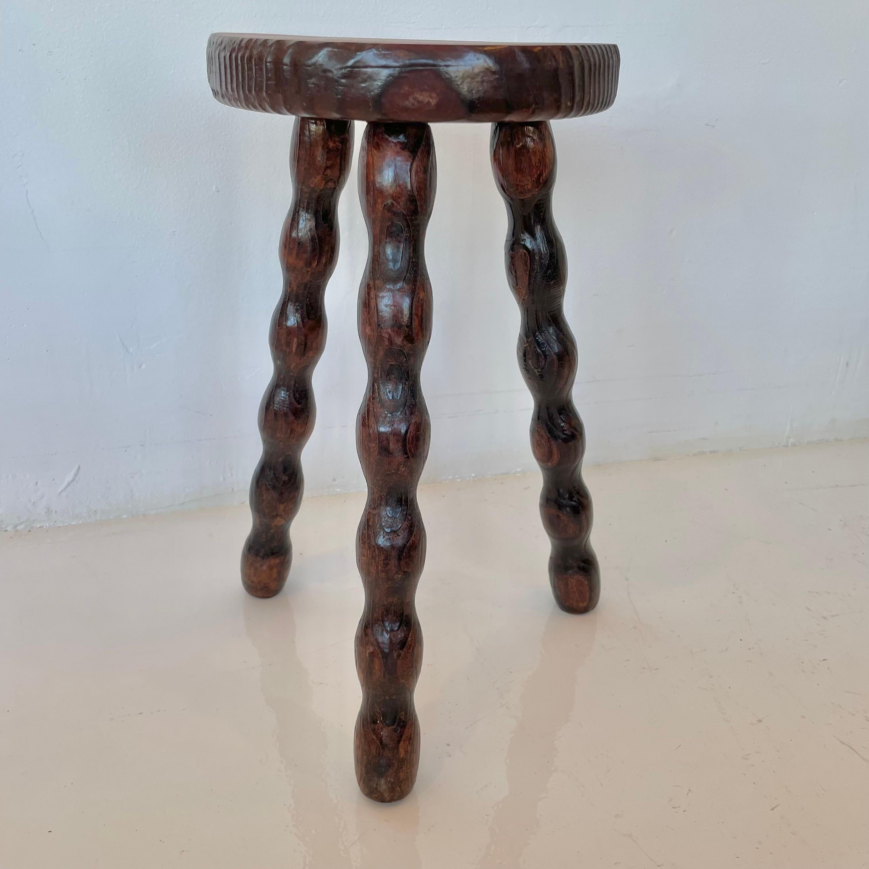 French Spiral Tripod Stool In Good Condition In Los Angeles, CA
