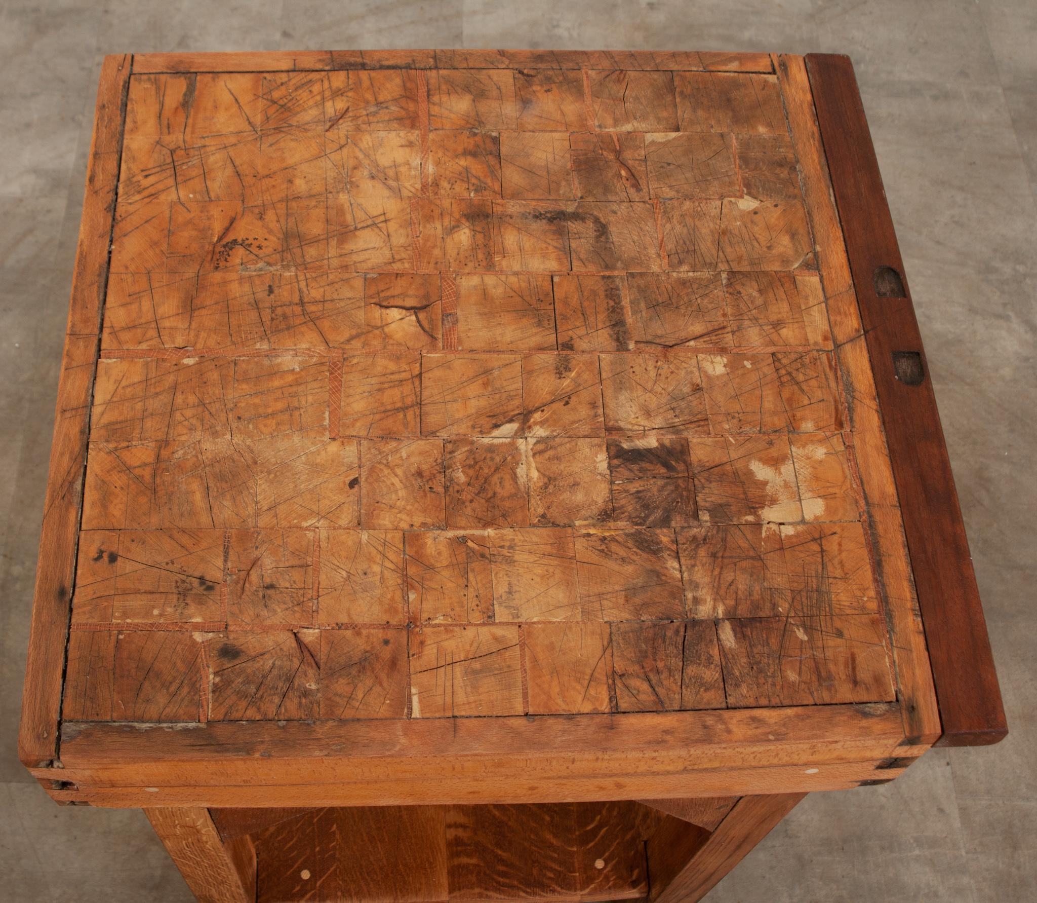 French Square Butcher Block Table In Good Condition For Sale In Baton Rouge, LA