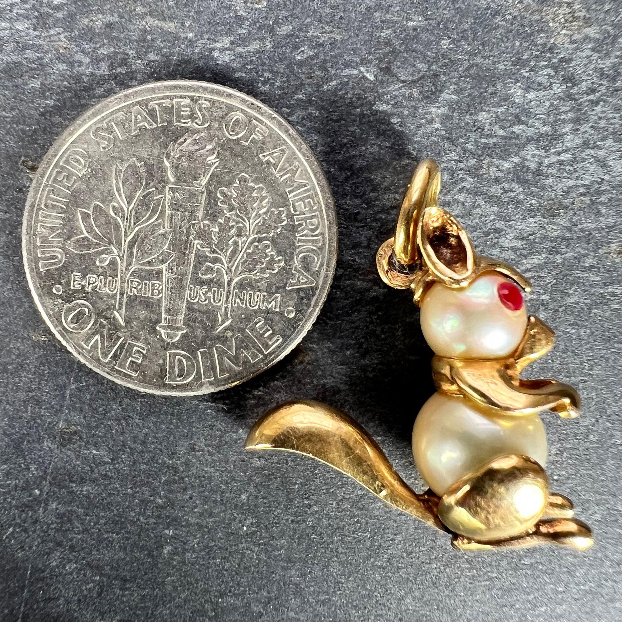 French Squirrel 18K Yellow Gold Cultured Pearl Charm Pendant 12