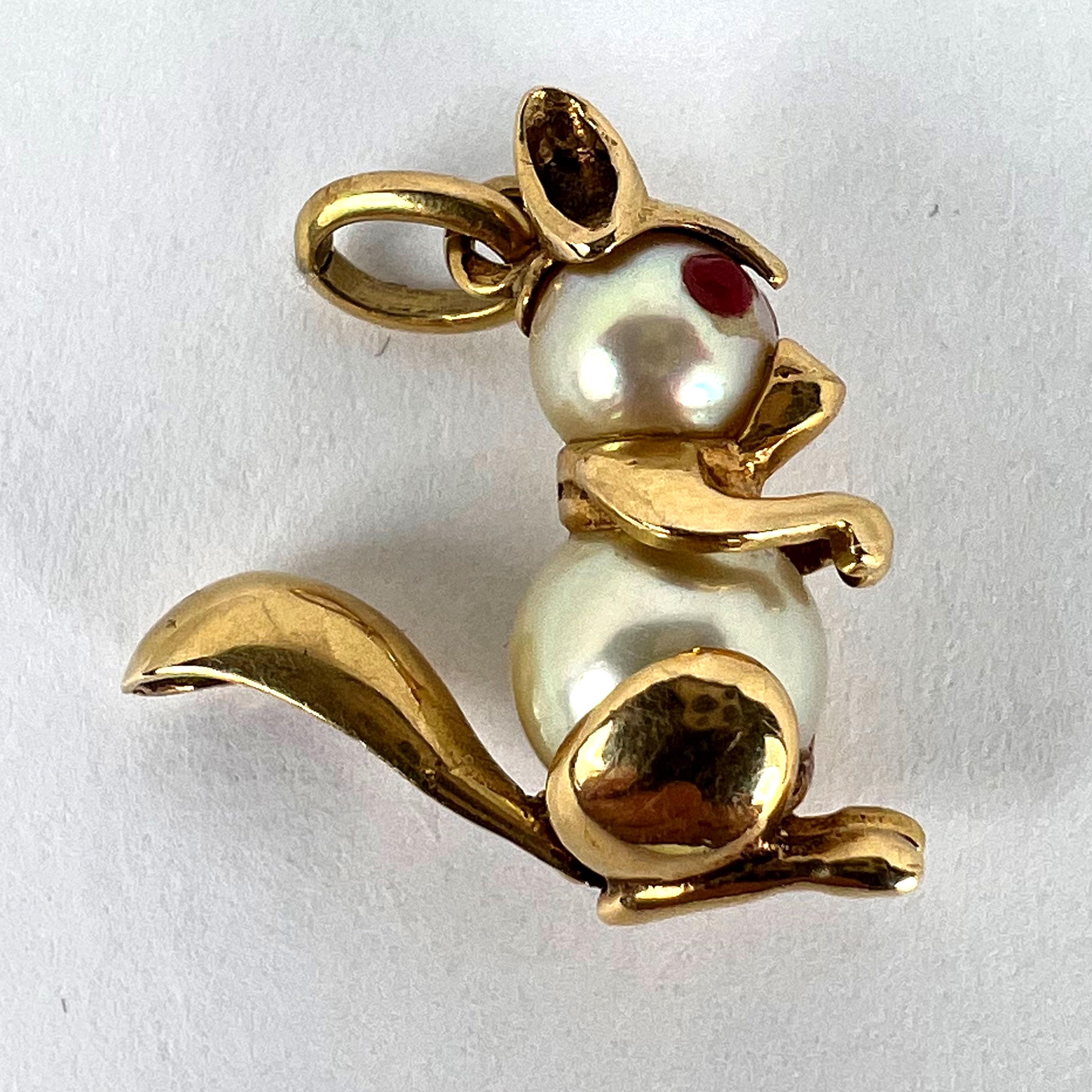 French Squirrel 18K Yellow Gold Cultured Pearl Charm Pendant 15