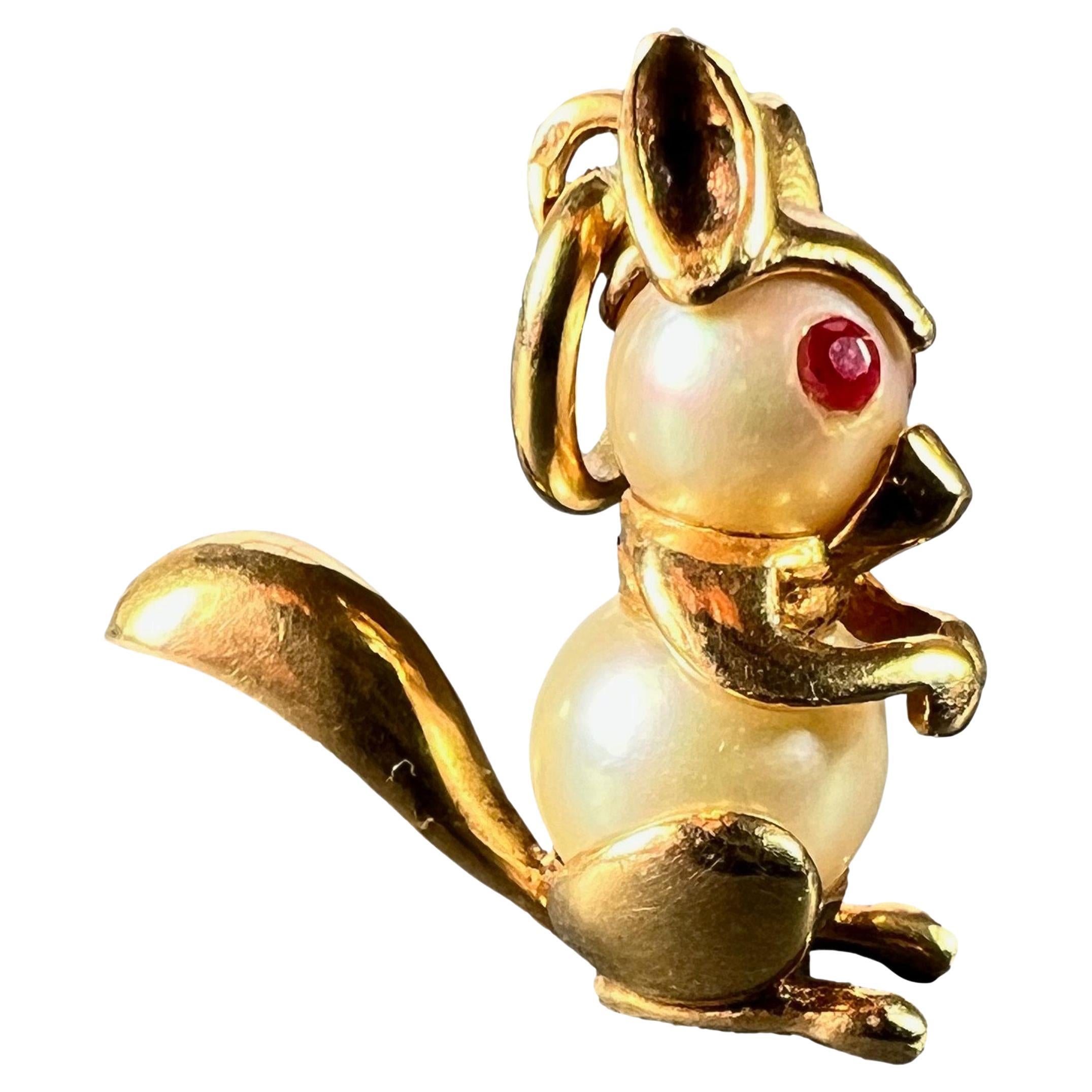French Squirrel 18K Yellow Gold Cultured Pearl Charm Pendant