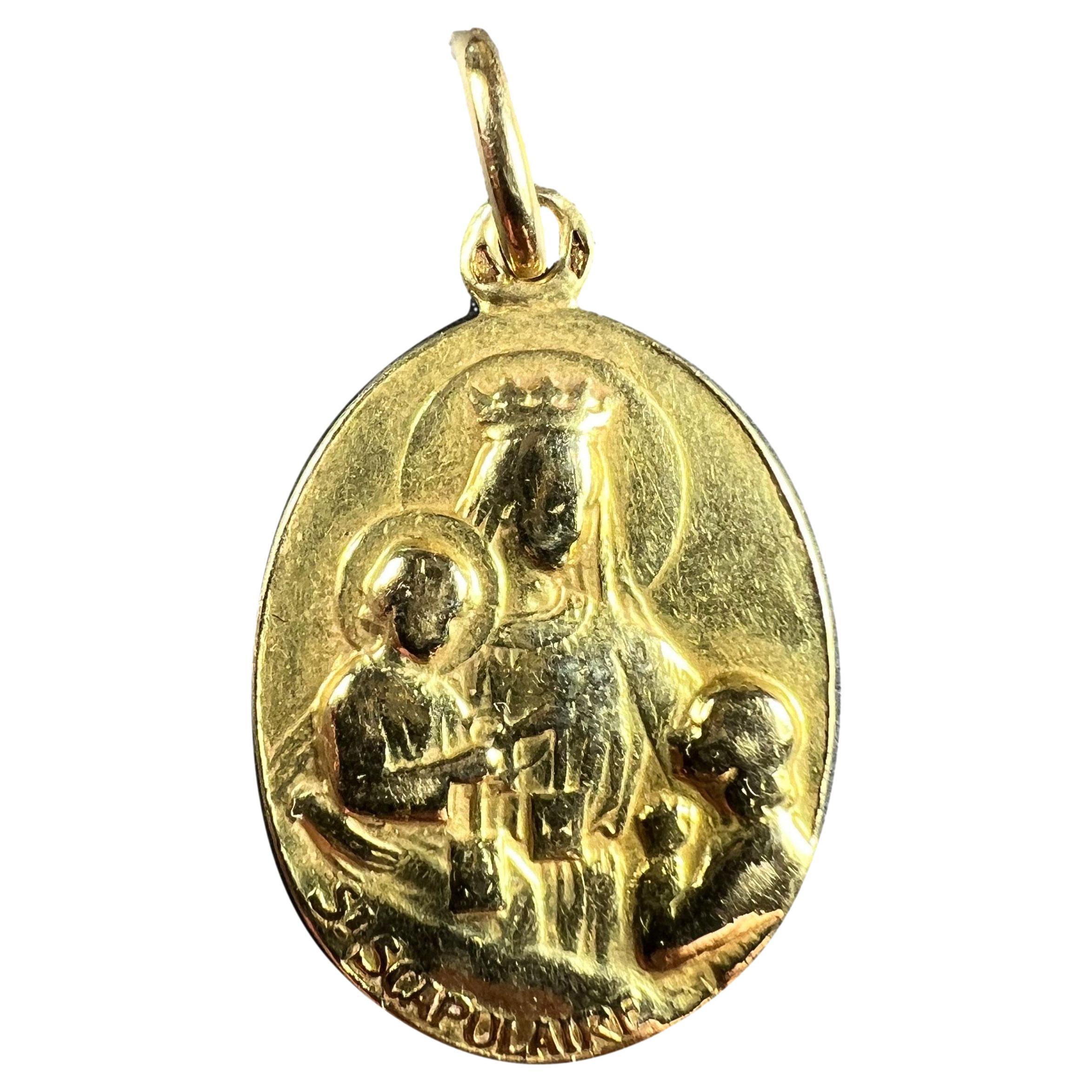 French St Scapulaire Madonna Jesus Sacred Heart 18K Yellow Gold Medal Pendant For Sale