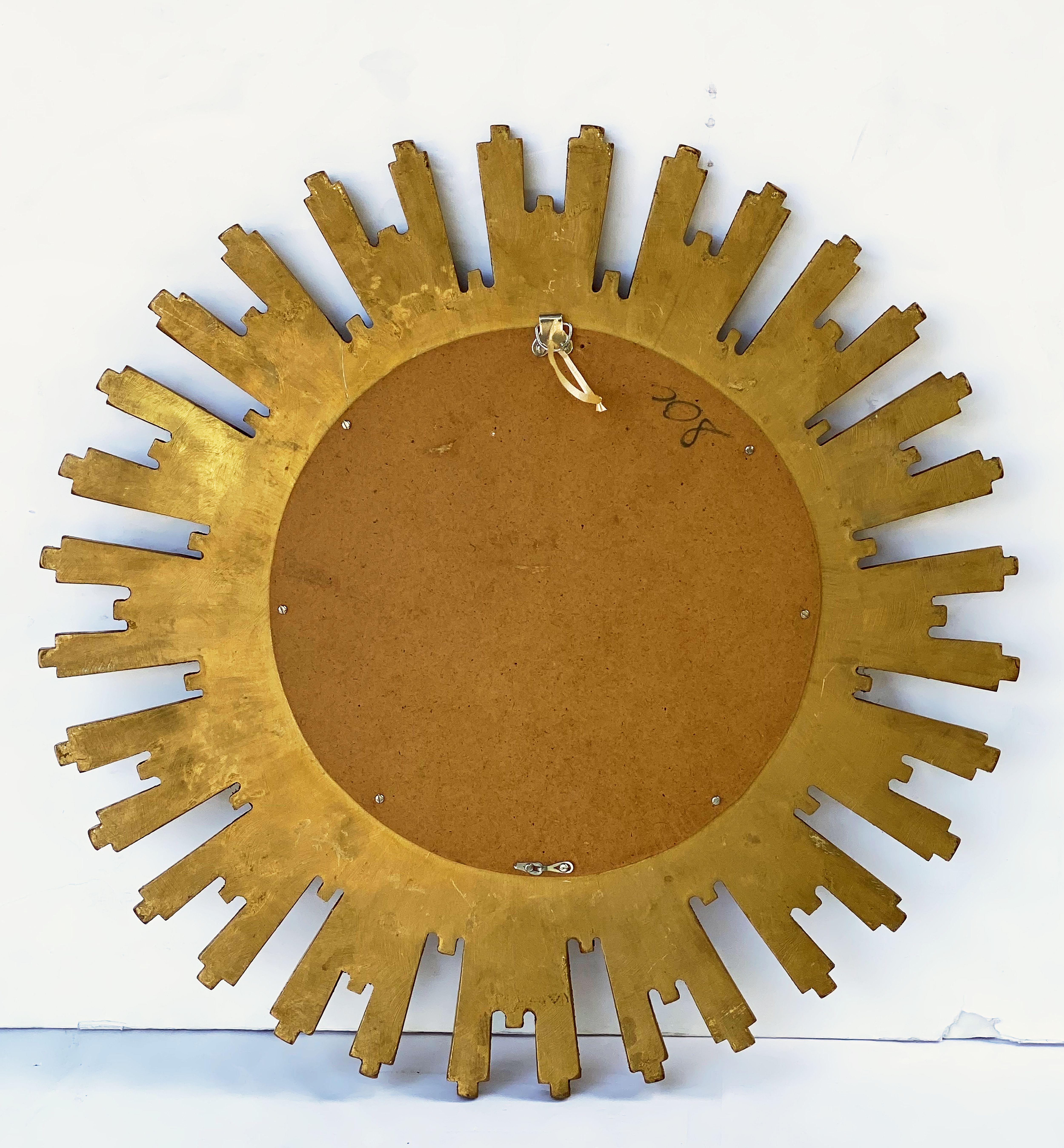 French Starburst or Sunburst Convex Mirror with Gilt Cast Frame (Diameter 22) 6