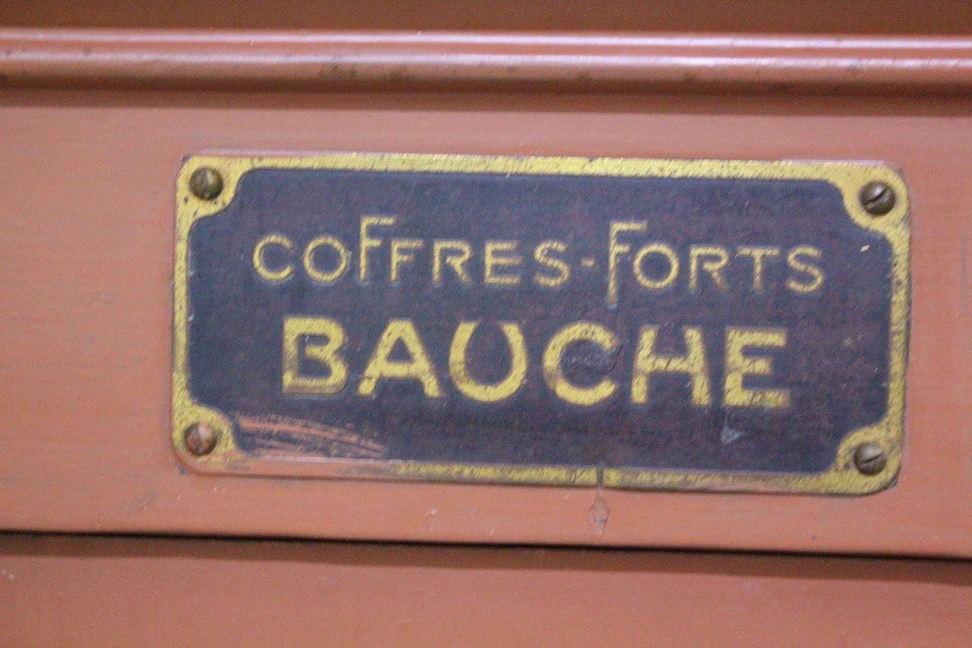 French Steel Safe by Bauche, Late 19th Century In Good Condition In Labrit, Landes