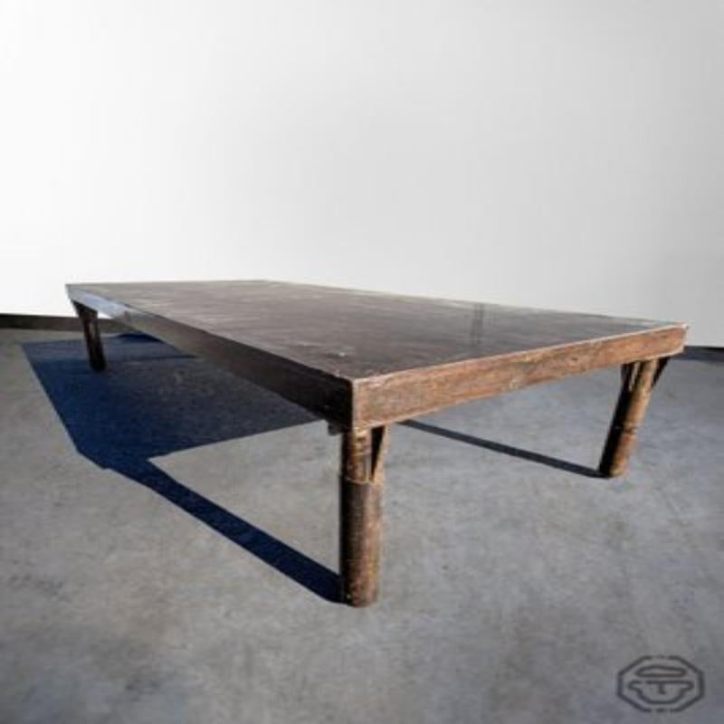 Mesa francesa de acero, años 60 Metal en venta