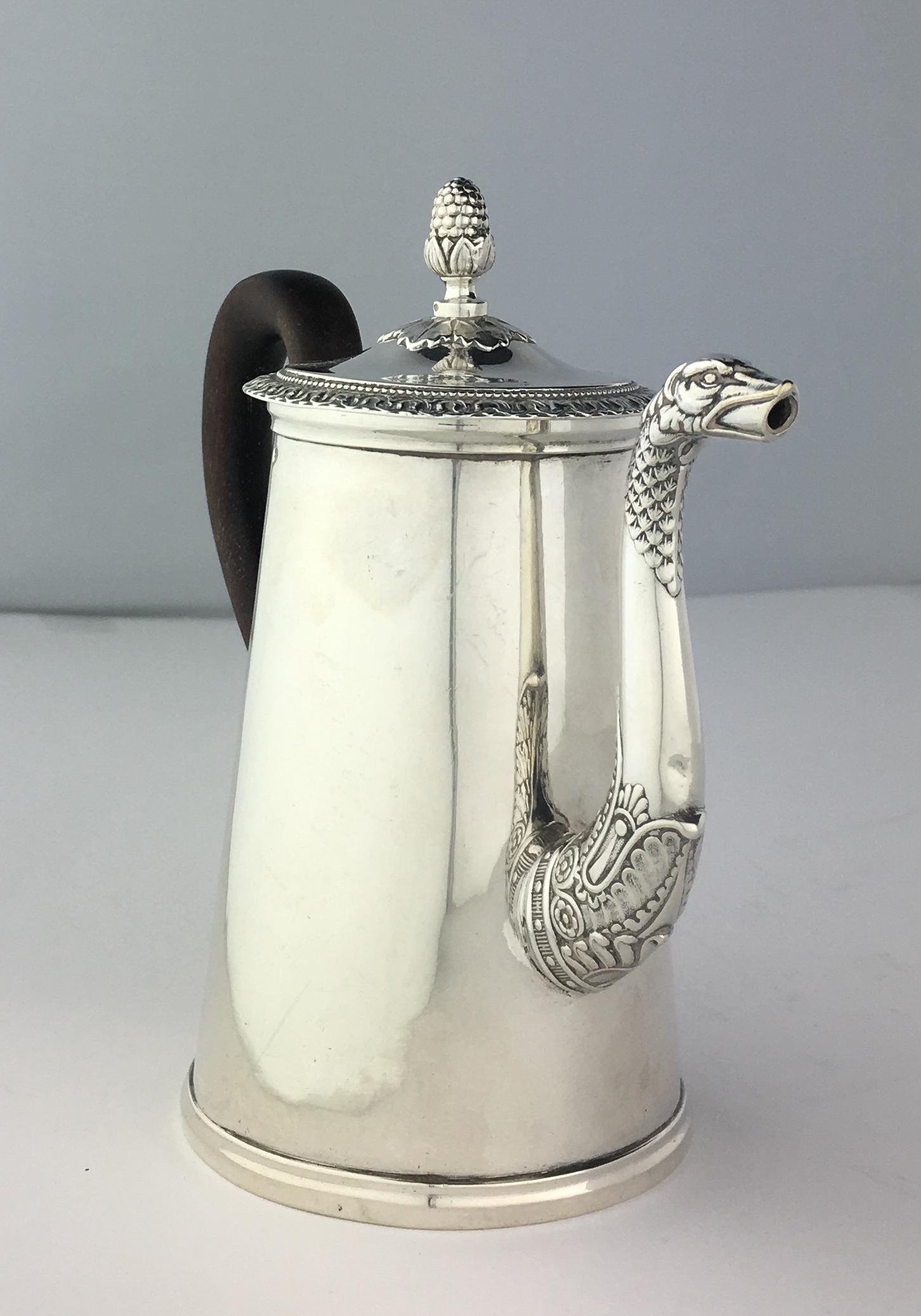 Antigua Chocolatera Rococo de Plata de Ley Francesa del Siglo XIX Hecho a mano en venta