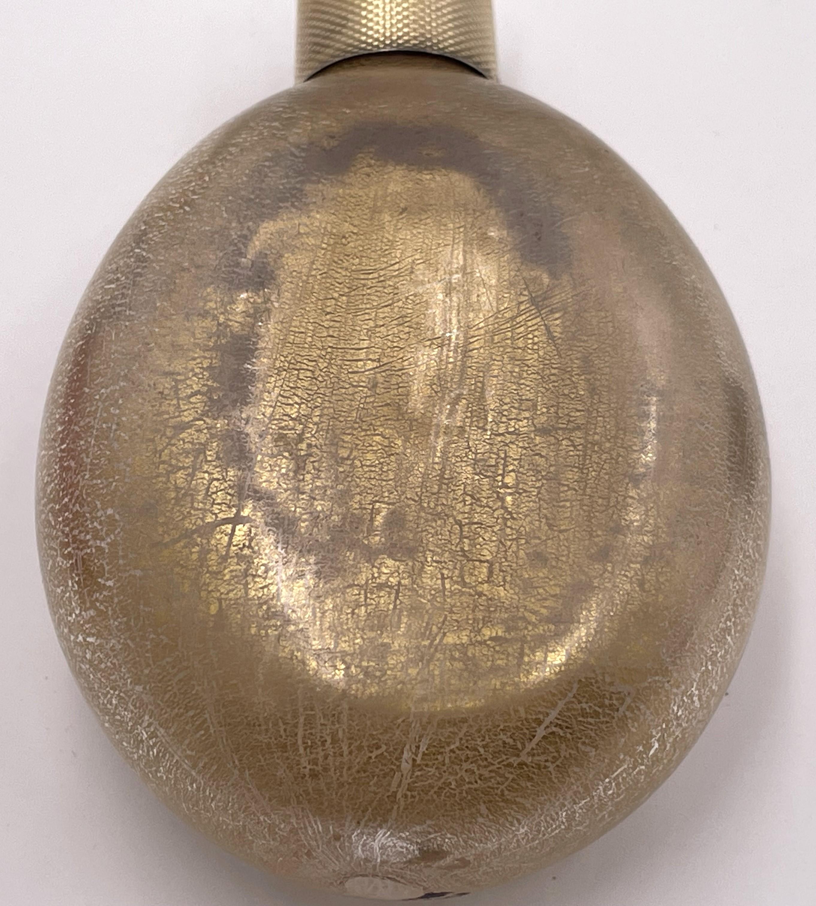 Fiaschetta francese in argento sterling e vetro dorato della fine del XIX o dell'inizio del XX secolo In condizioni buone in vendita a New York, NY