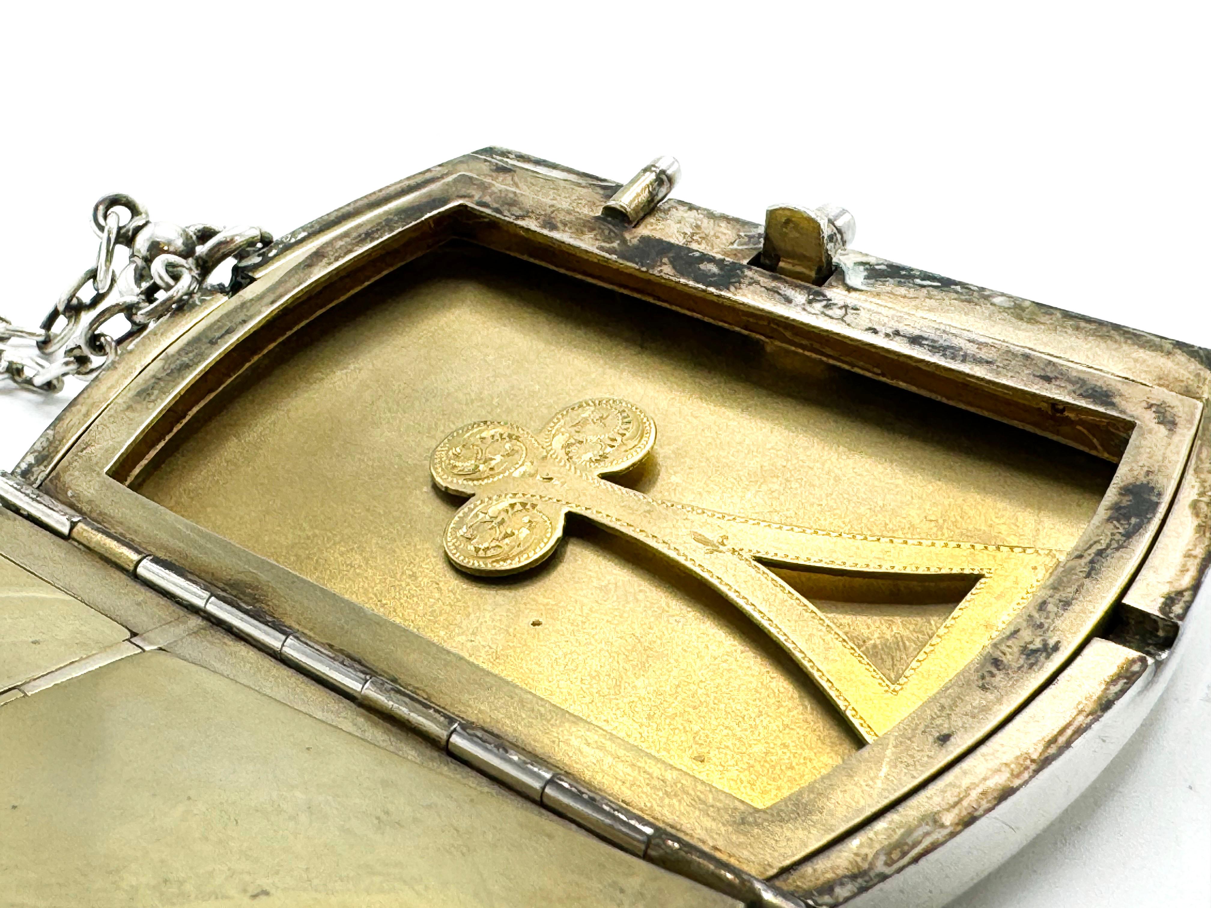 Engraved French sterling silver Neoclassic vanity case For Sale