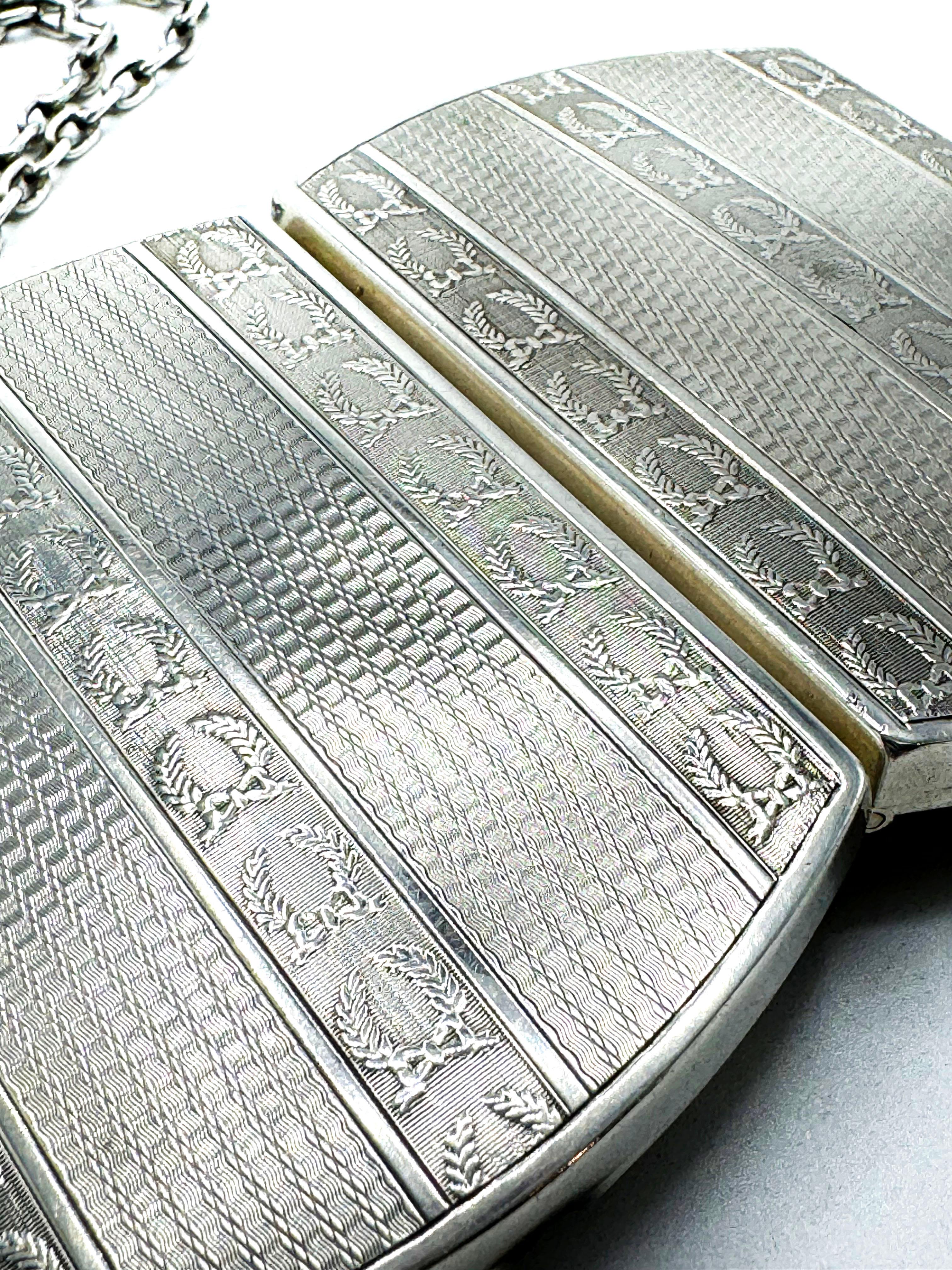 Mid-20th Century French sterling silver Neoclassic vanity case For Sale