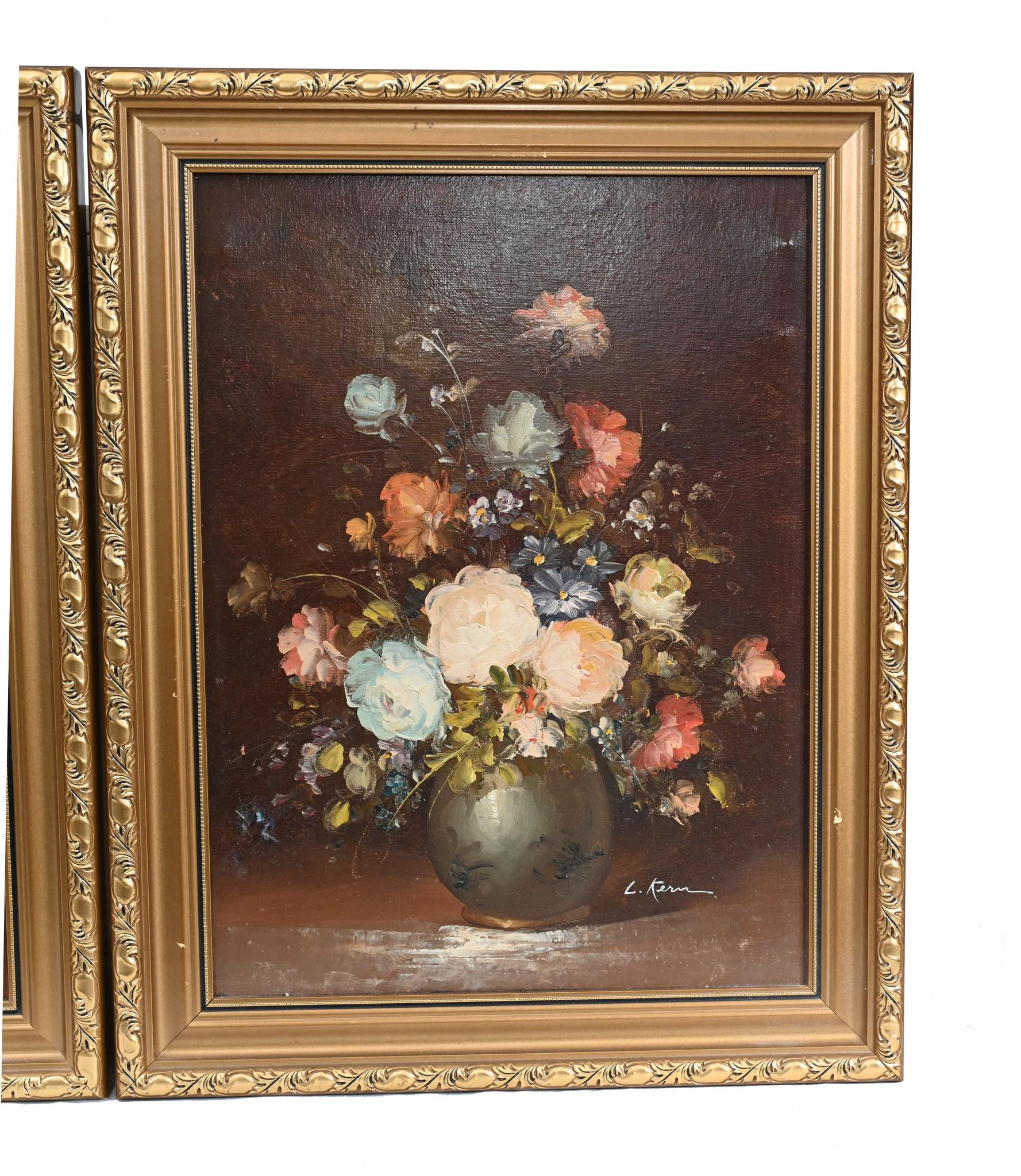 French Still Life Oil Paintings Pair Floral Art Gilt Frame For Sale 1