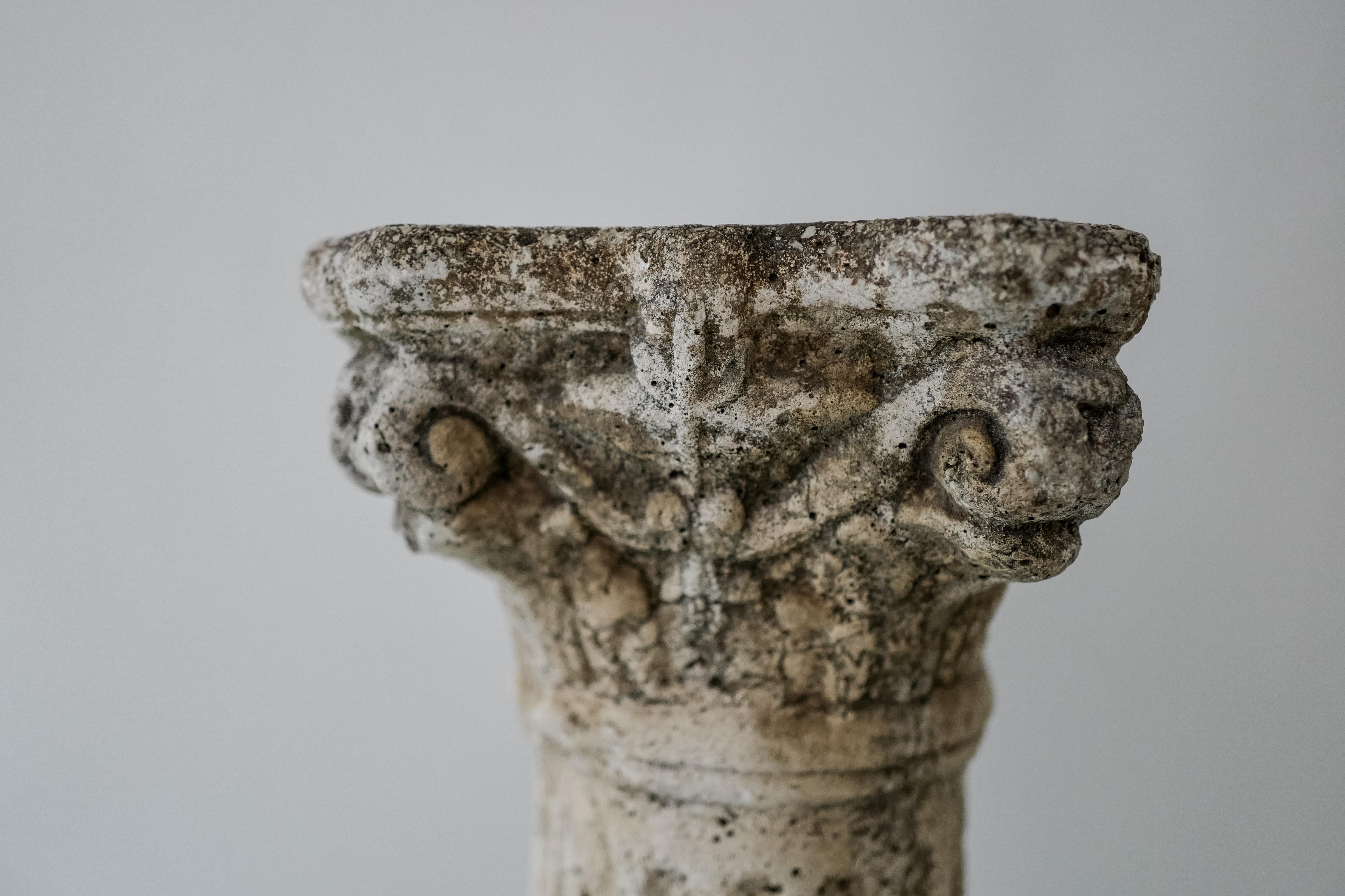 French Stone Column Garden Pedestal 19th Century In Good Condition For Sale In Milano, IT