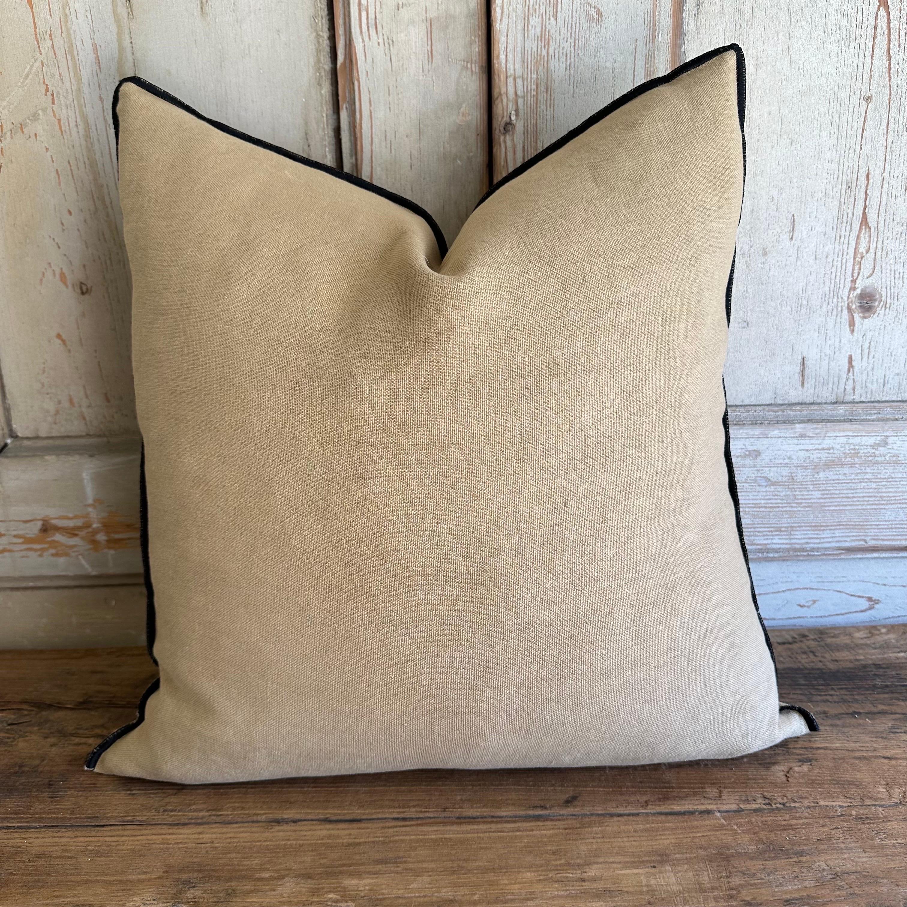 French Stone Washed Linen Accent Pillow with Down Feather Insert For Sale 3