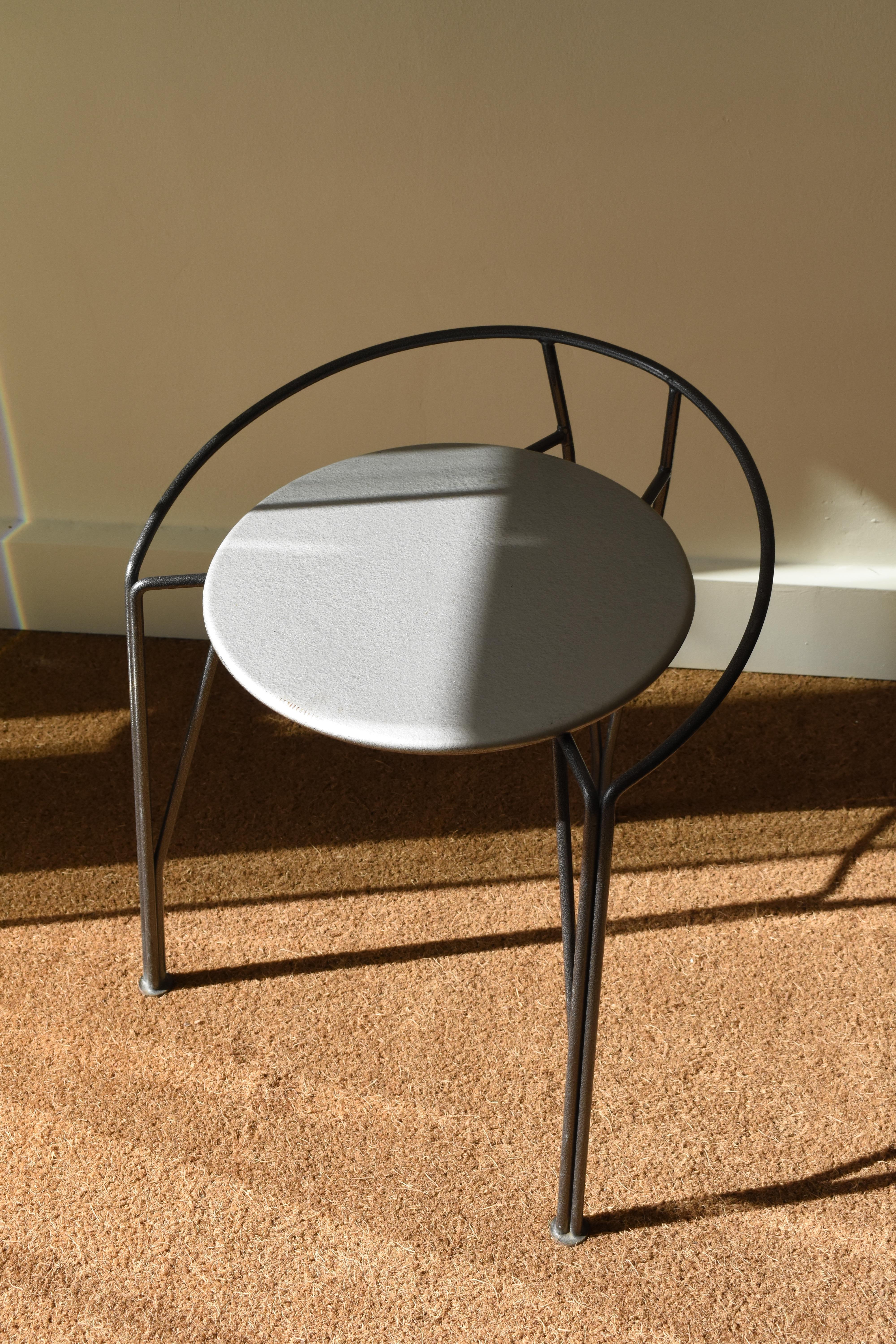 Petit tabouret modèle 