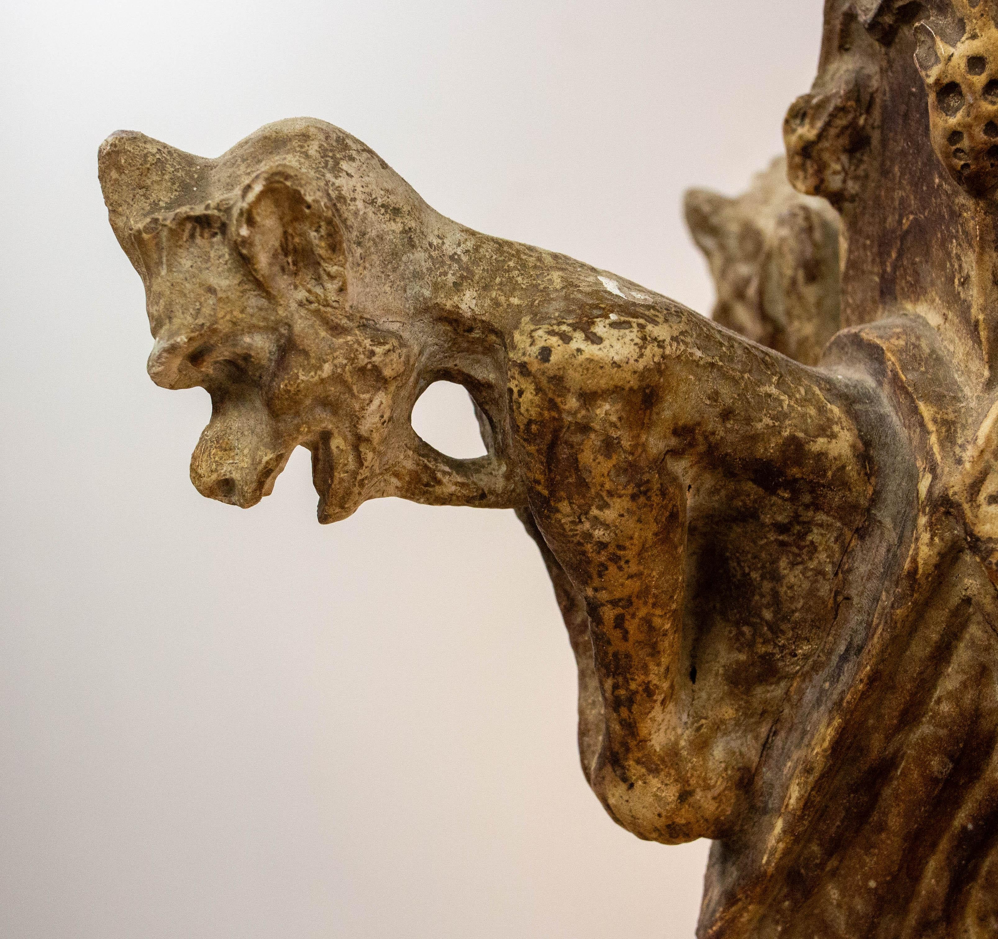 Stucco Lampadario a soffitto in stucco francese con otto gargoyles, circa 1850 in vendita