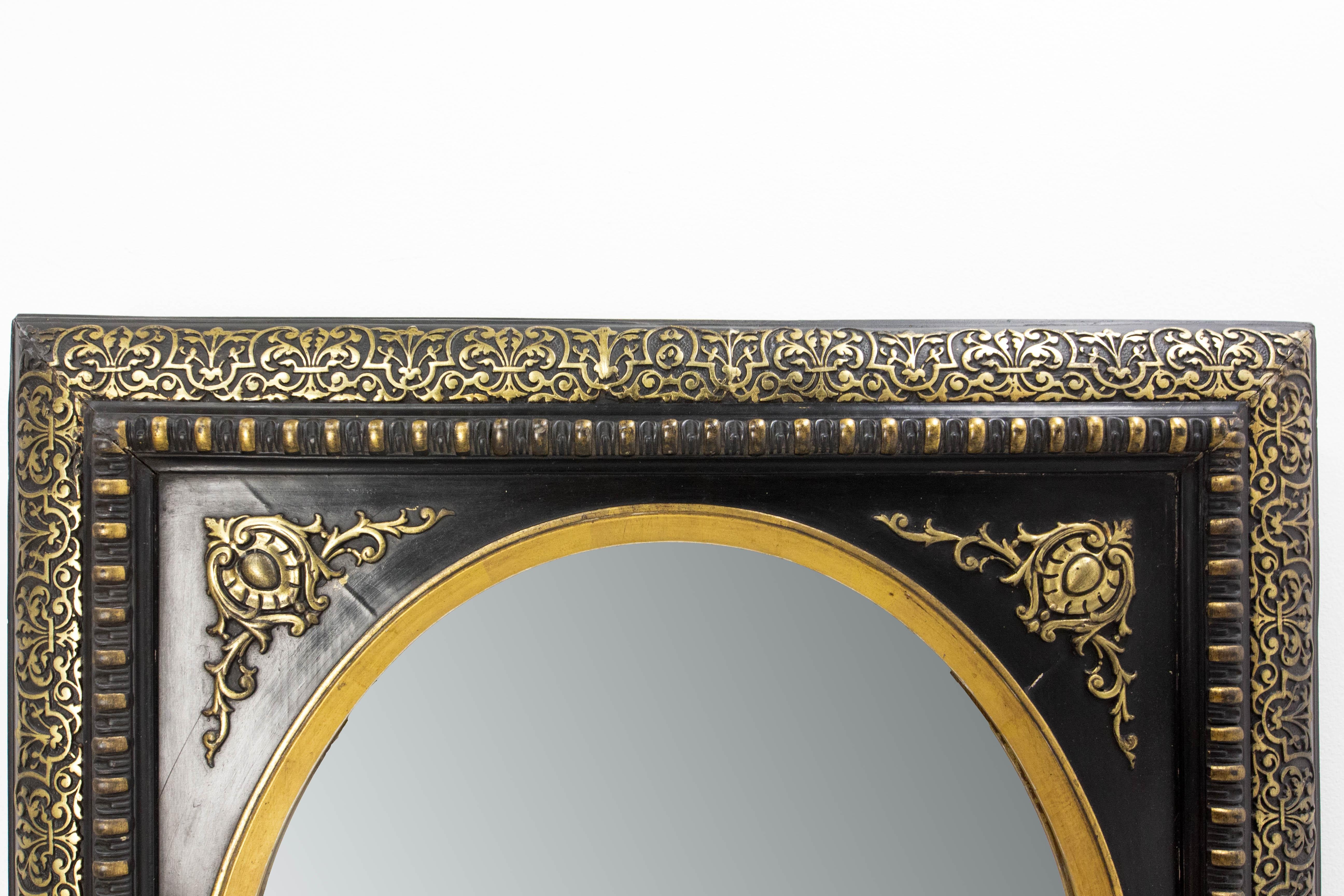 Miroir mural Napoléon III en stuc et bois, doré et noir, oriental, c.1880 Bon état à Labrit, Landes