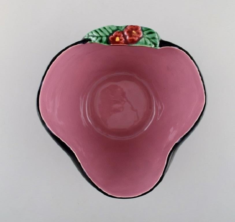 French Studio Ceramicist, Bowl in Glazed Ceramics Modelled with Flowers For Sale 1