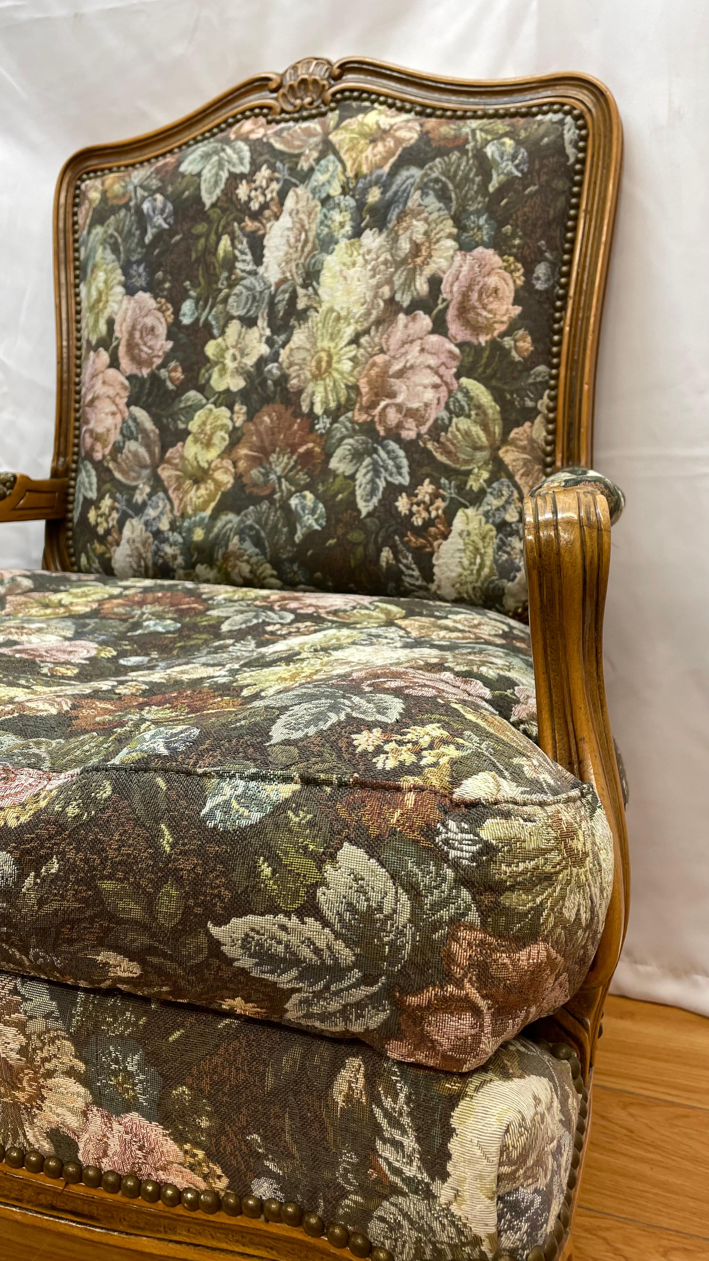 French style brass and walnut armchairs with floral fabric For Sale 5