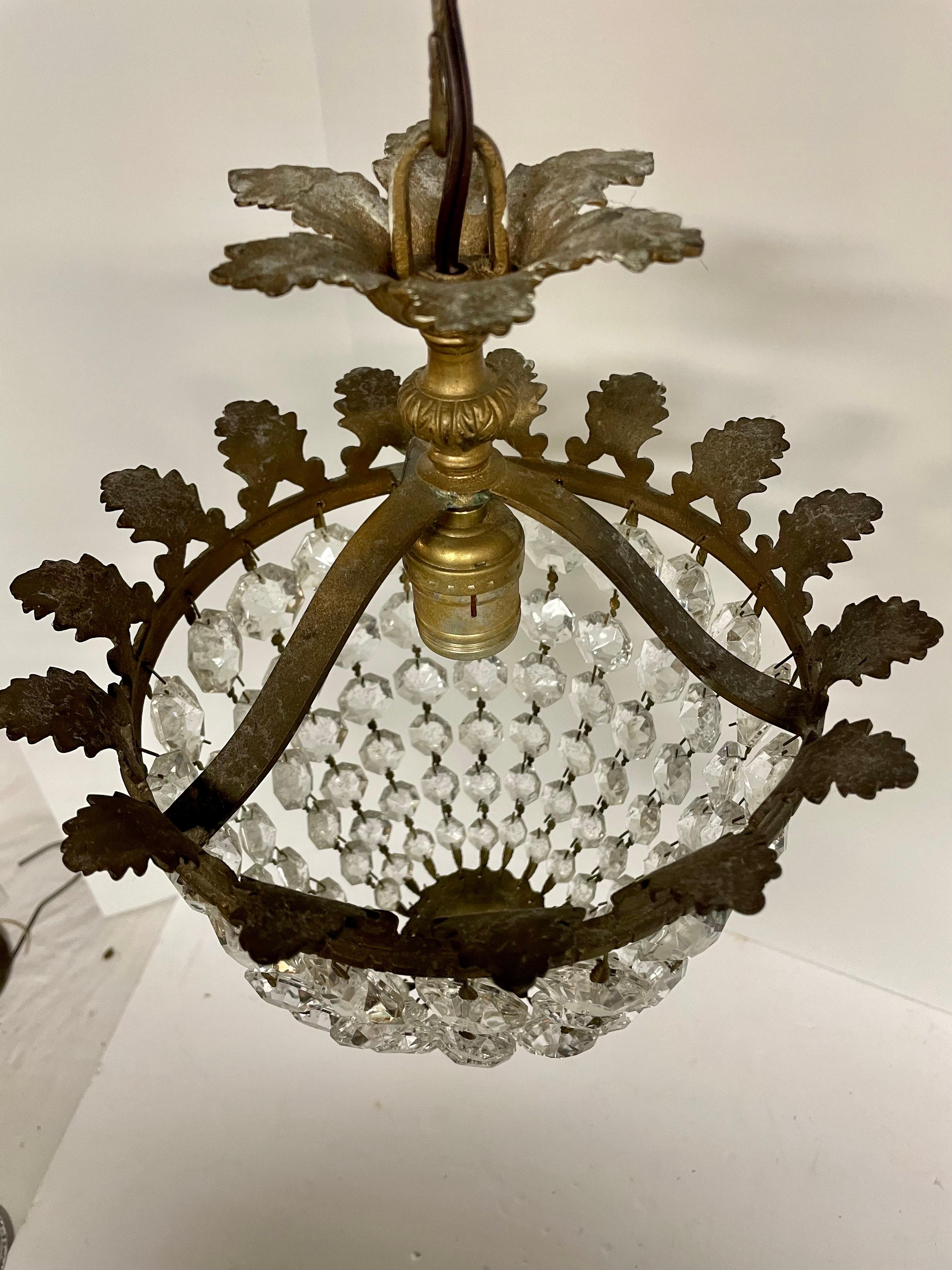 French Style Bronze and Crystal Chandelier In Good Condition In New York, NY