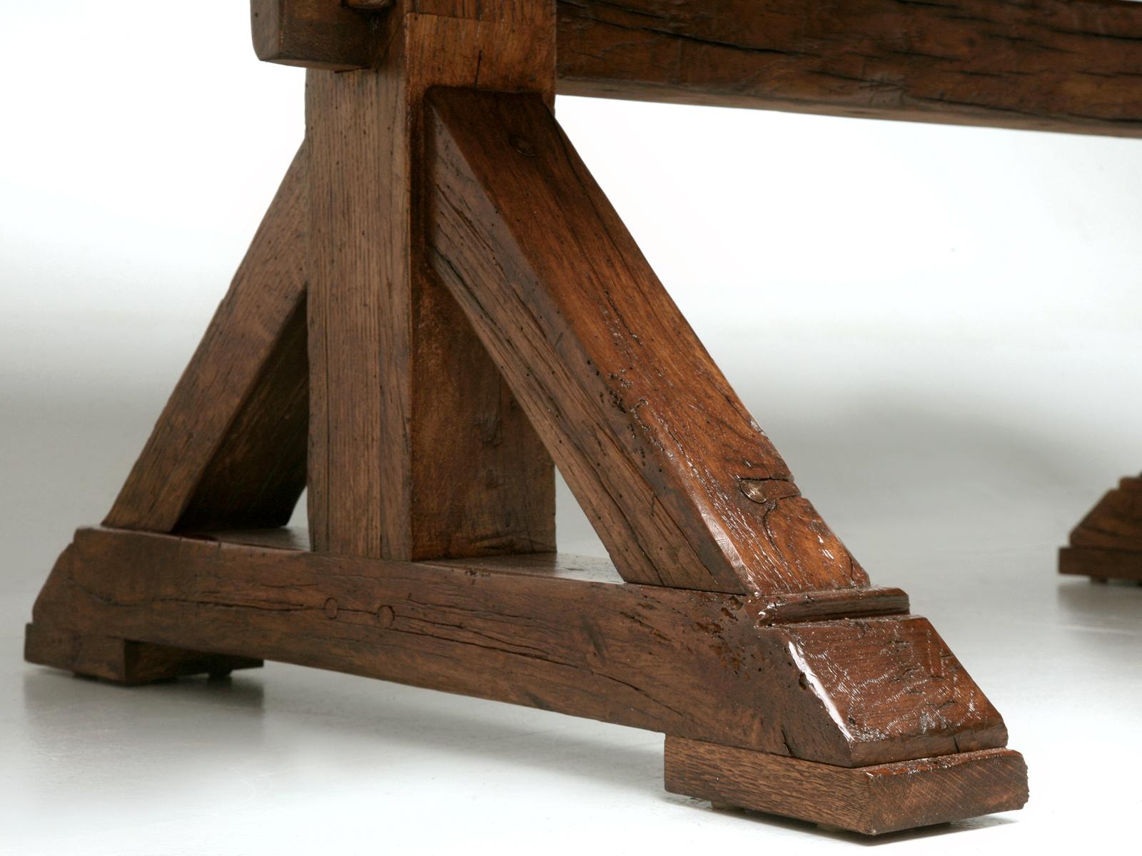 Table de ferme, de cuisine ou de salle à manger de style français, copie authentique de c1700 en vente 1