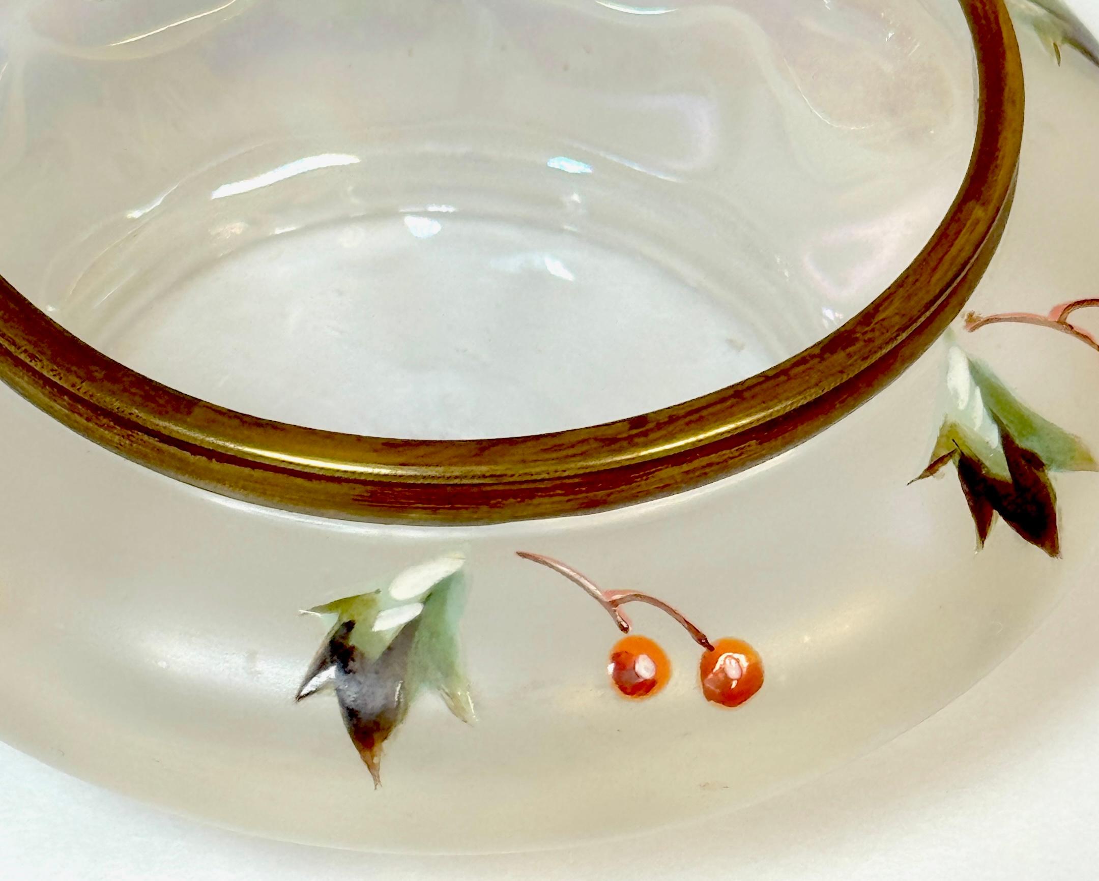 20th Century French Style Enameled Holly Motif Frosted Iridescent Box, Style of Daum Nancy For Sale