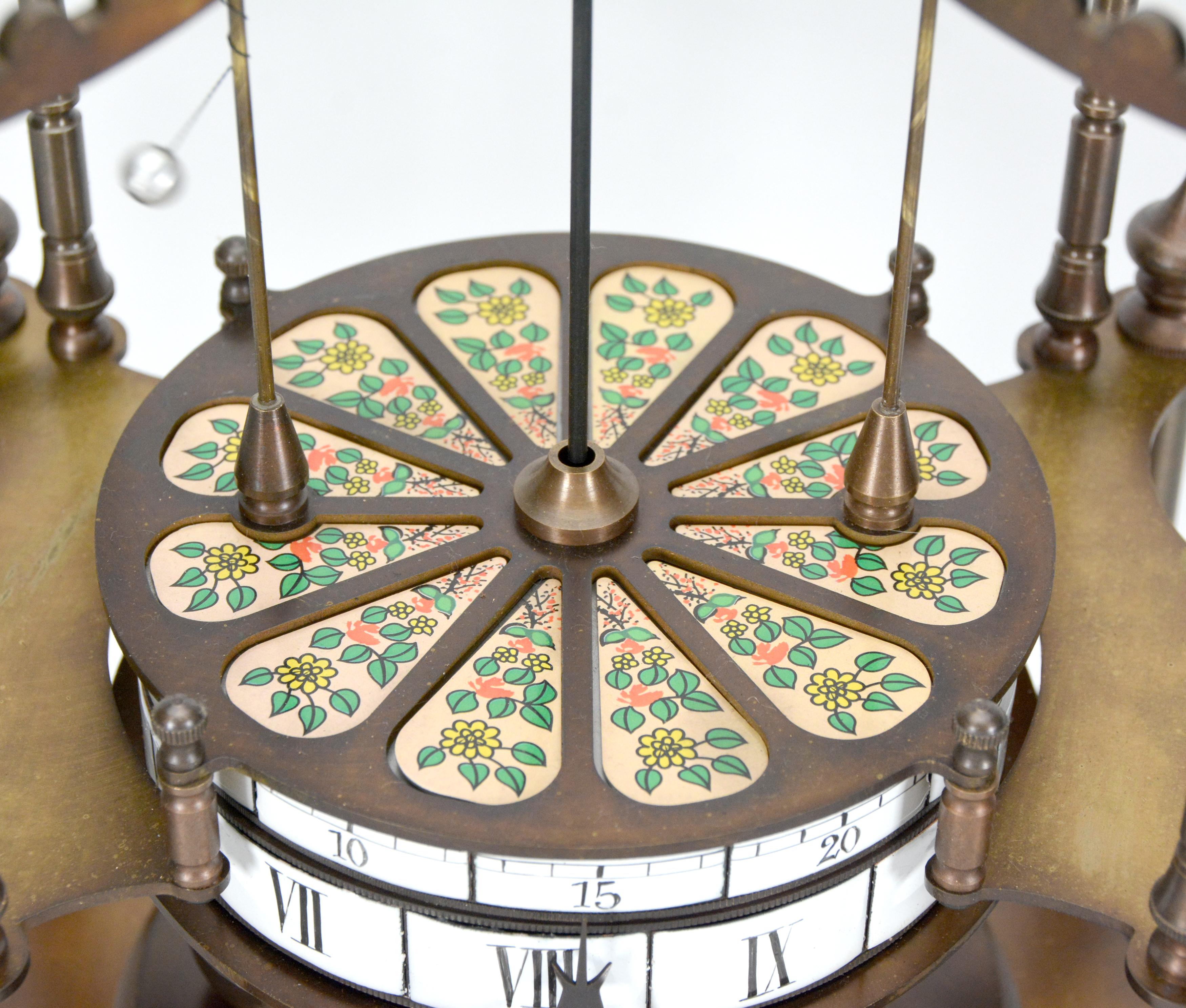 Französisch Stil Flying Ball Pendel ringförmig Porzellan Zifferblatt Fusee Skelett Uhr im Angebot 7