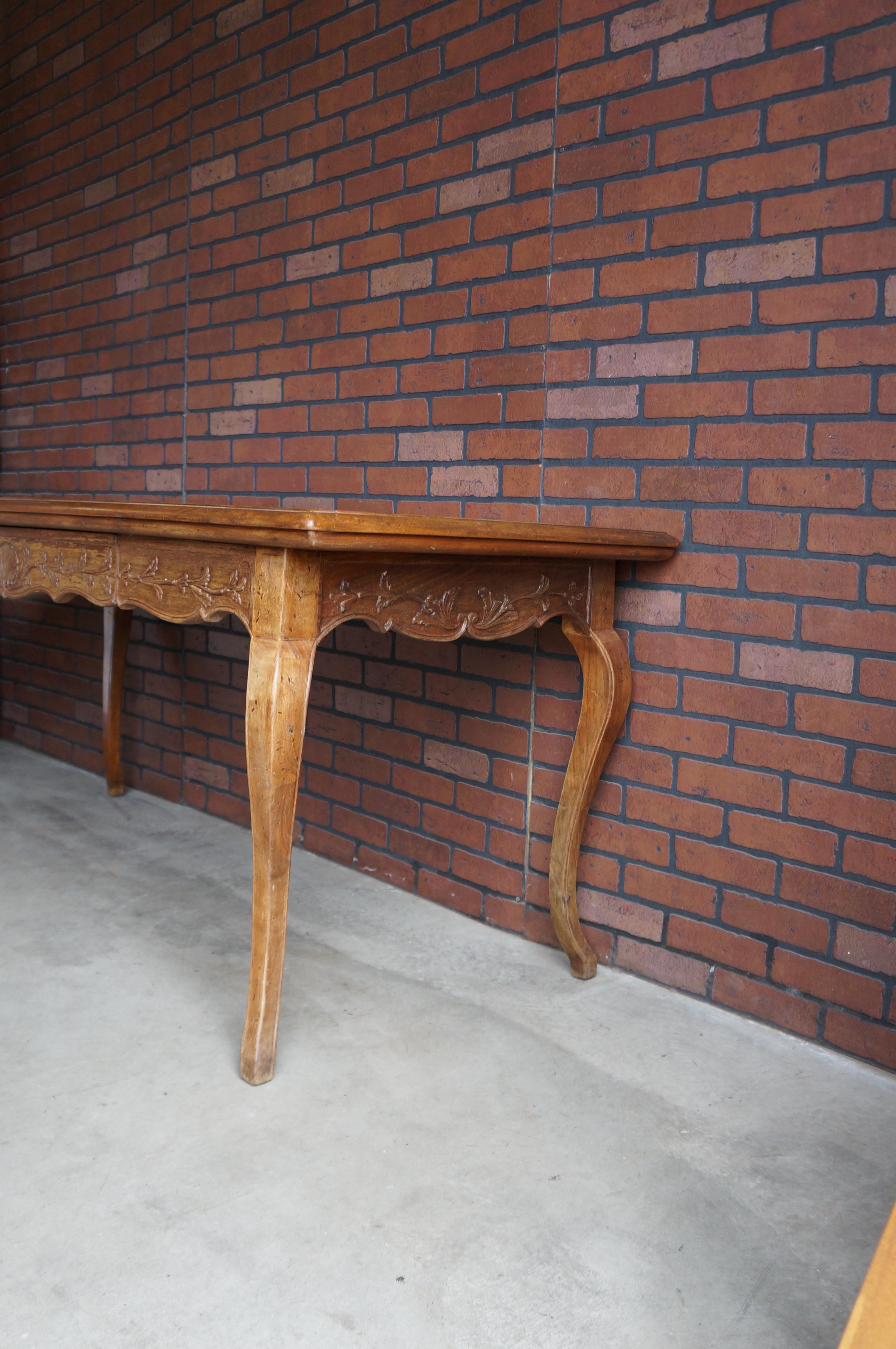 French Style Hand Carved Italian Table Desk For Sale 2