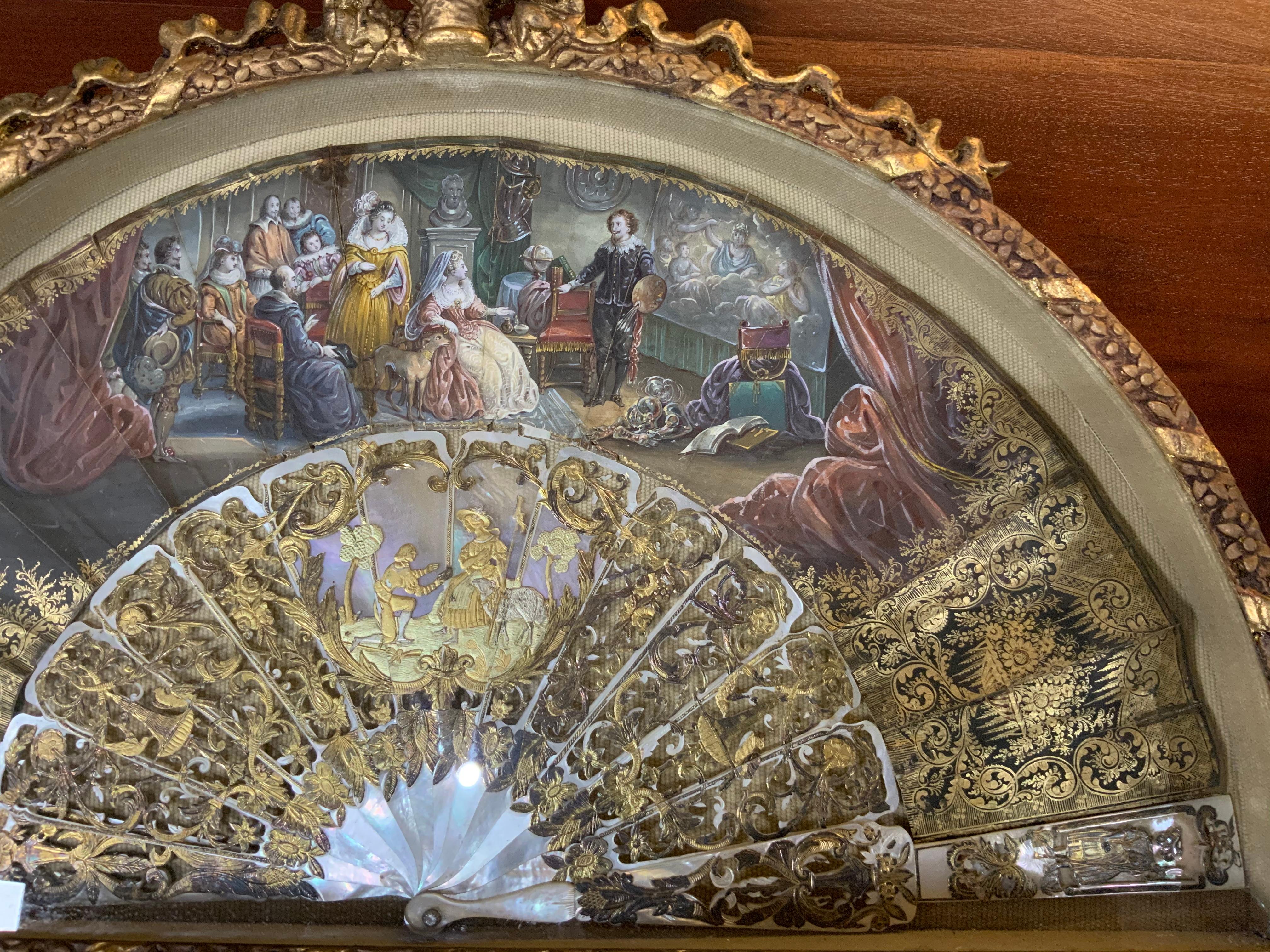 French Style Hand Painted Gilt Mother of Pearls Fan Shadow Box In Good Condition In Guaynabo, PR