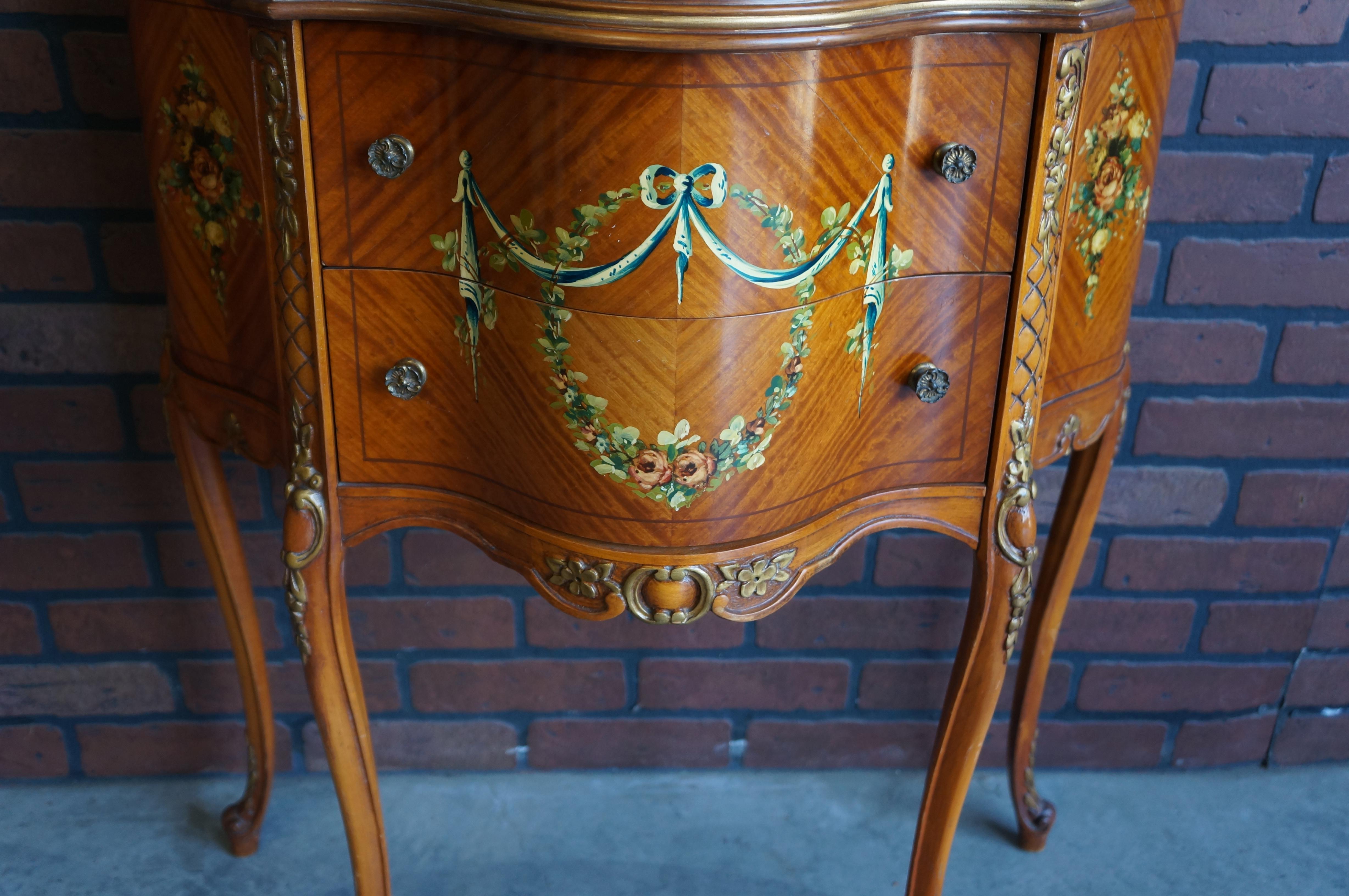 French Provincial French Style Hand Painted Nightstands For Sale
