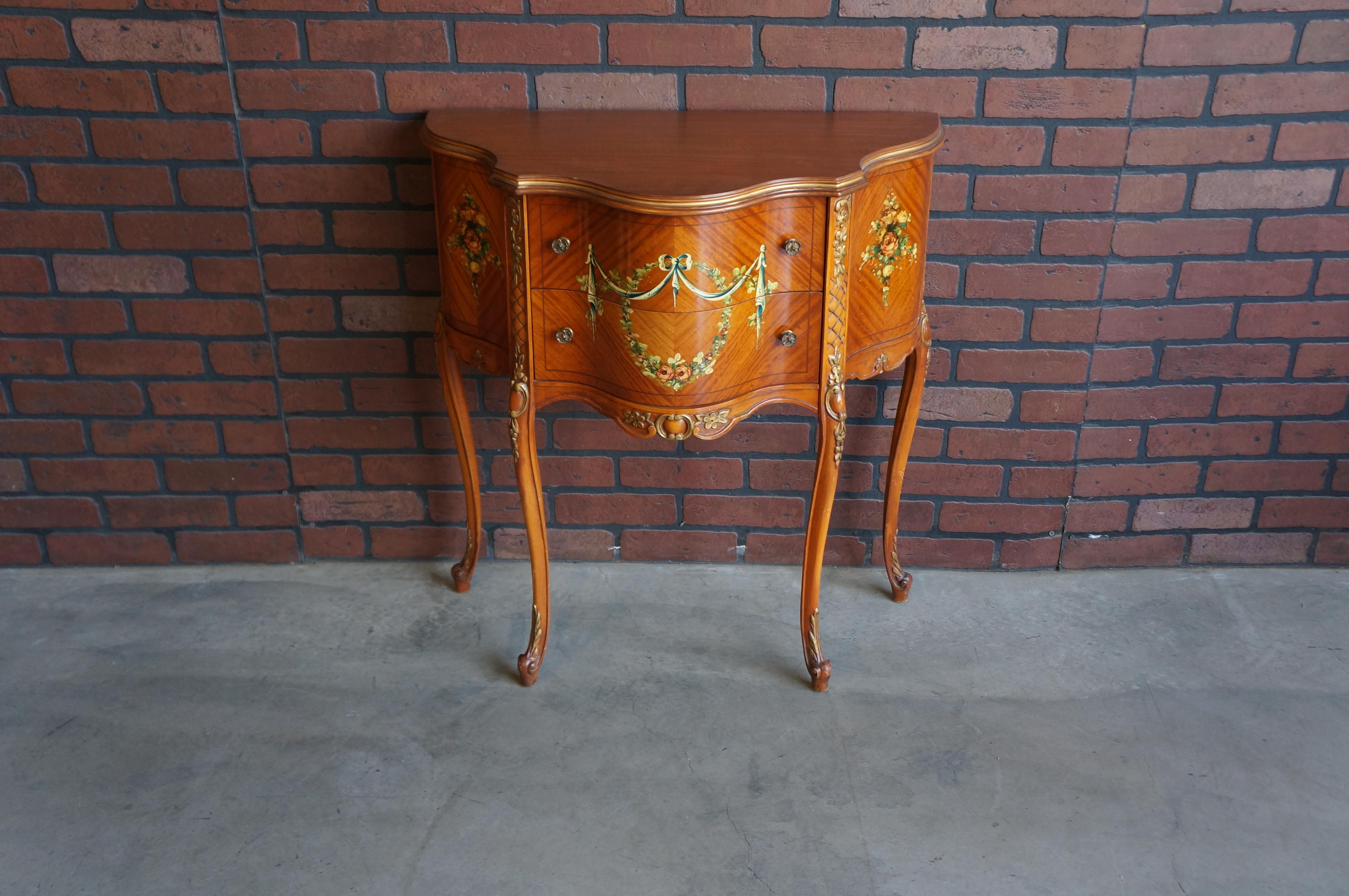 20th Century French Style Hand Painted Nightstands For Sale