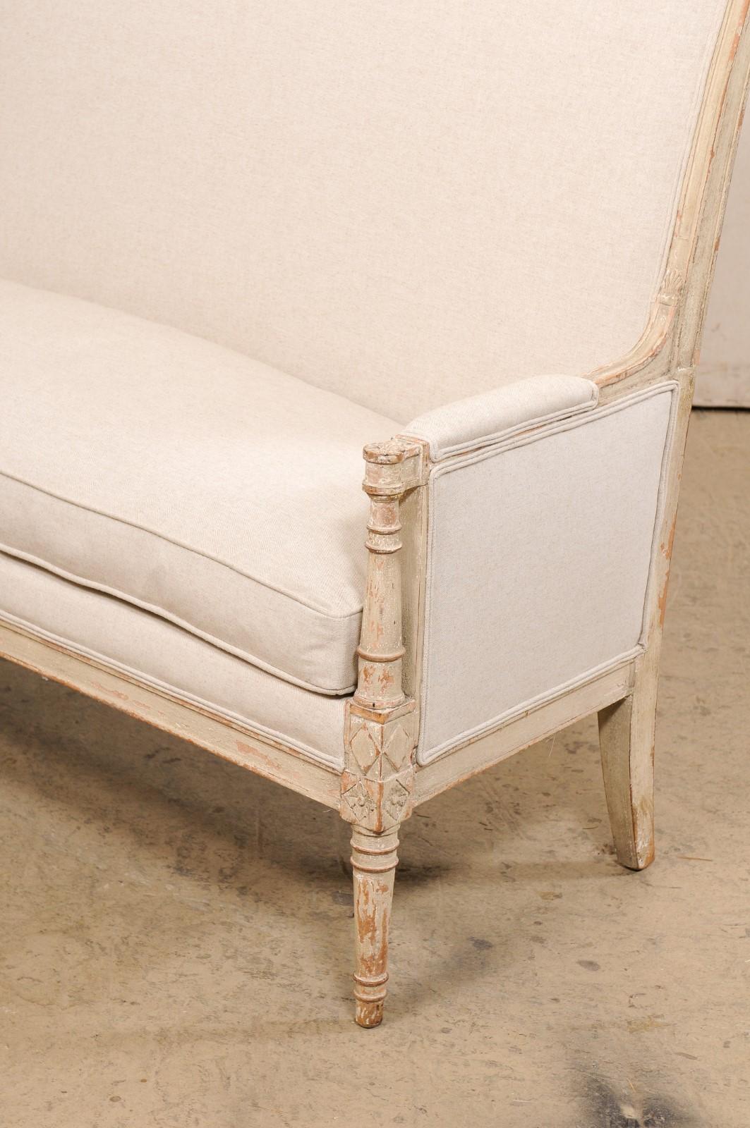 French Style High-Back Upholstered Settee W/New Belgian Linen Upholstery For Sale 4