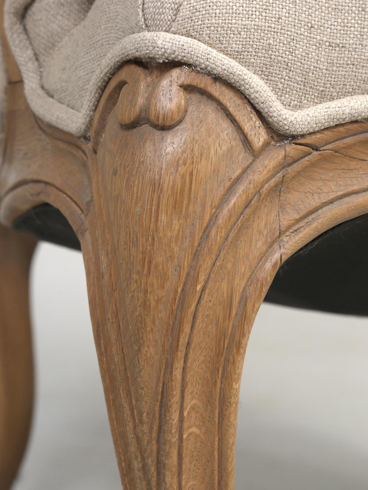 French Style Louis XV Bergère Chair Made from White Oak with Linen Fabric 3
