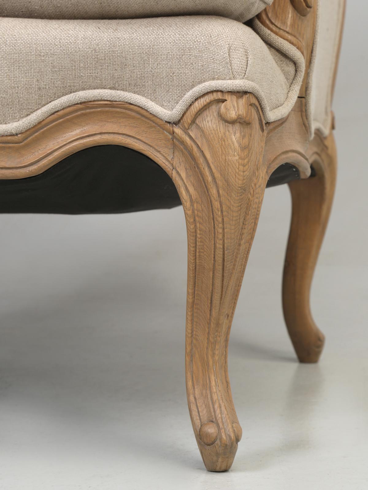 French Style Louis XV Bergère Chair Made from White Oak with Linen Fabric 4