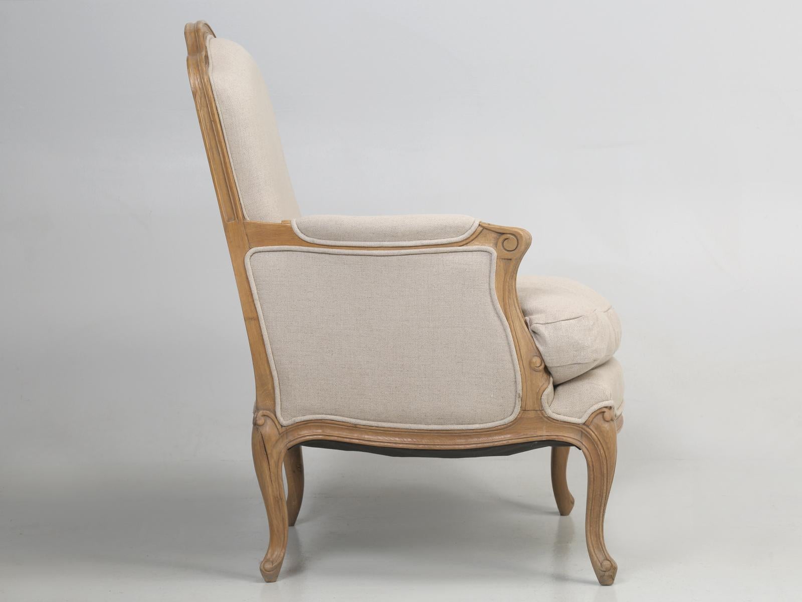 French Style Louis XV Bergère Chair Made from White Oak with Linen Fabric 6