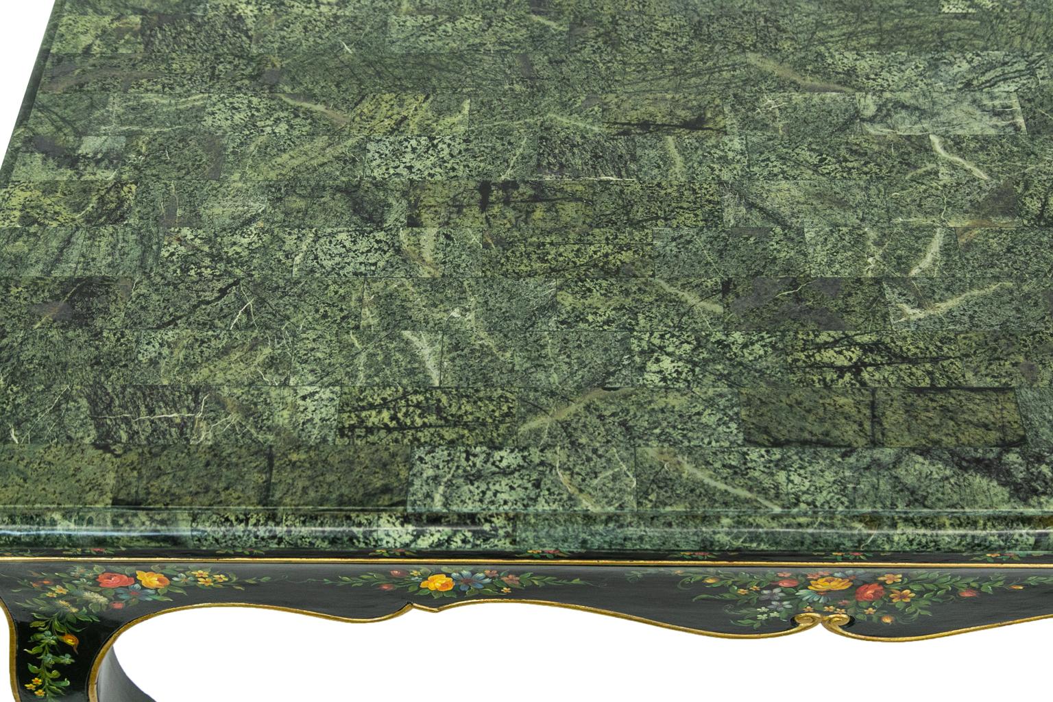 Mitteltisch mit Marmorplatte im französischen Stil im Zustand „Gut“ im Angebot in Wilson, NC