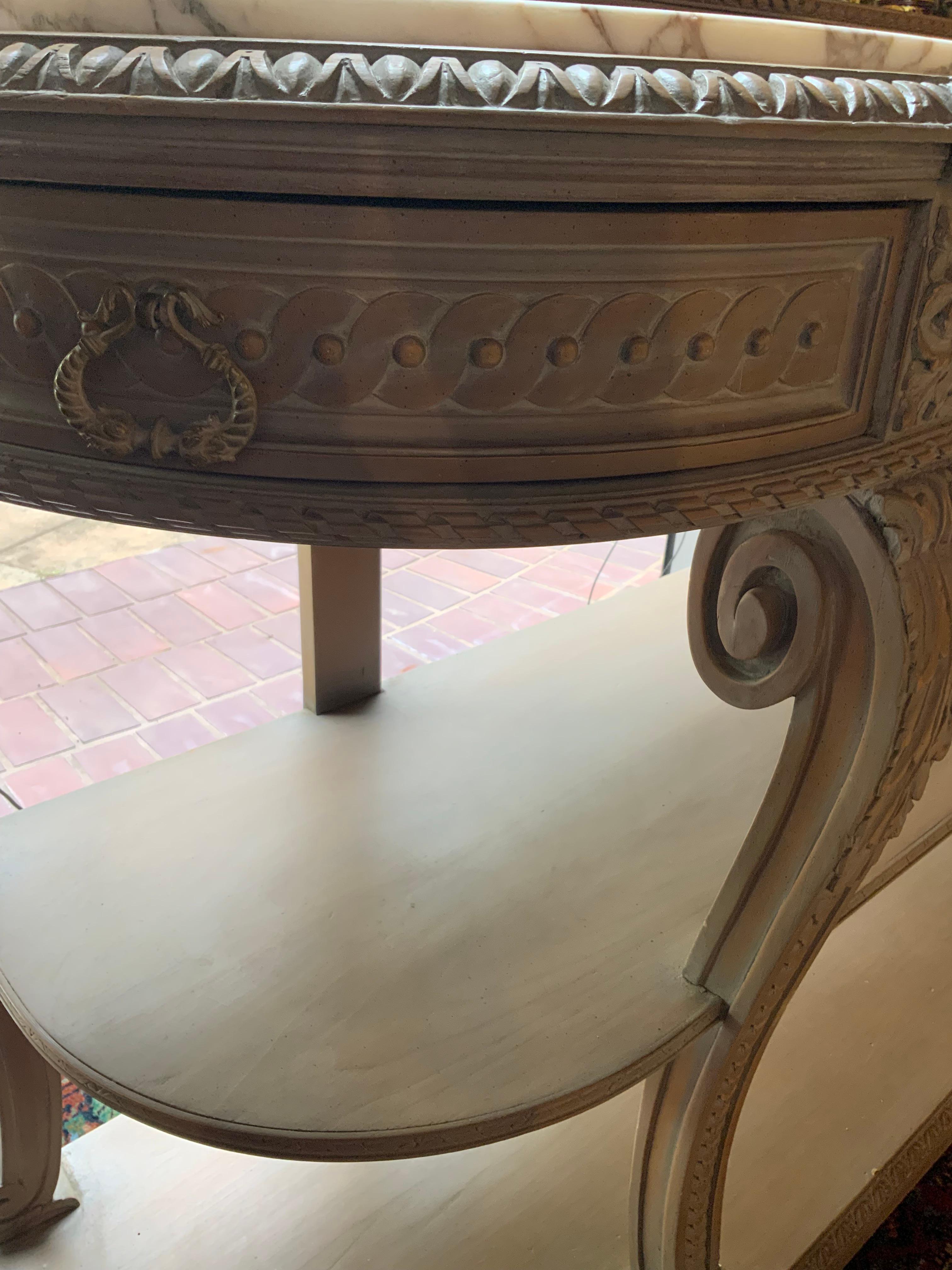 Aparador/armario pintado de estilo francés siglo XX en venta