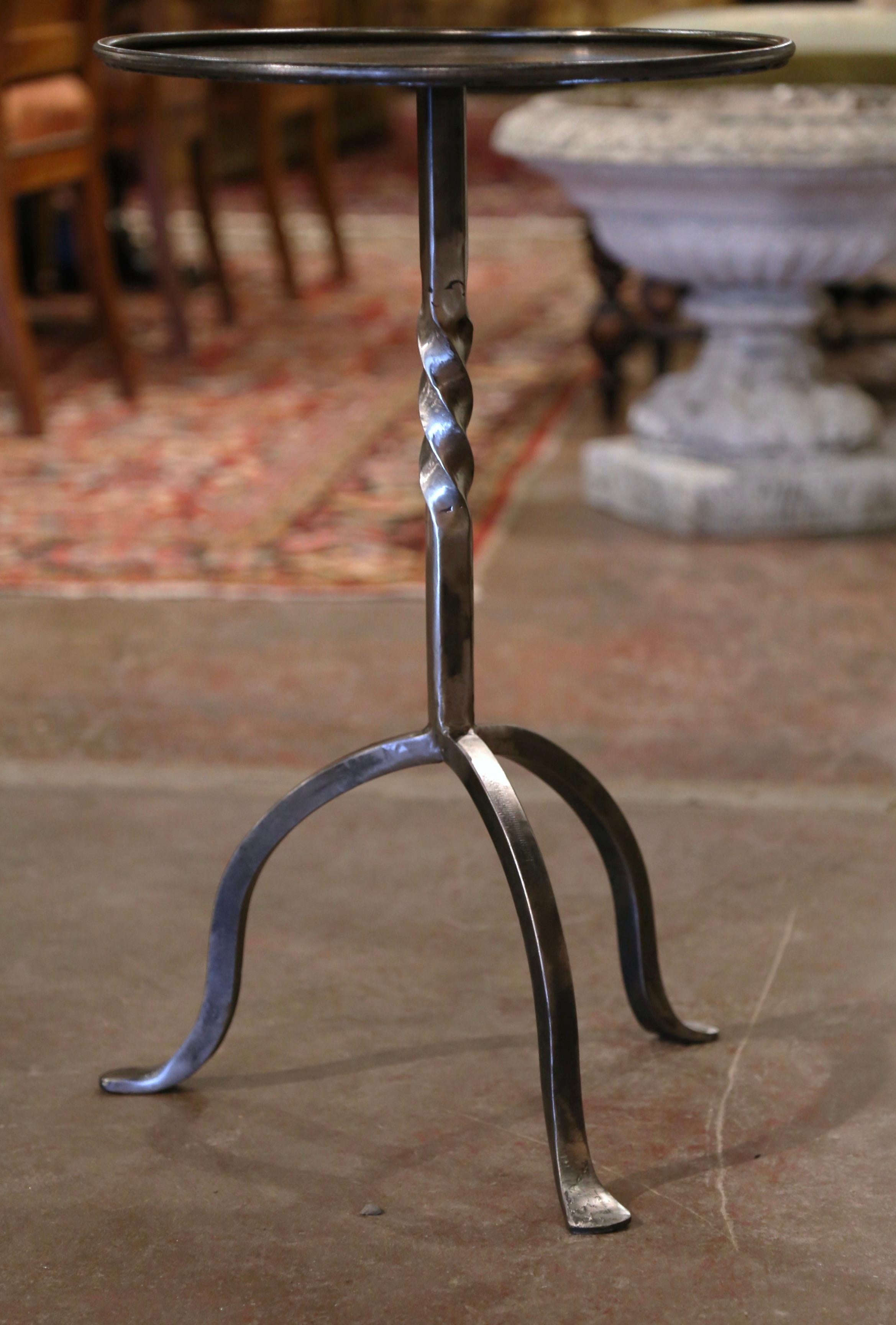 French Style Polished Iron Pedestal Martini Side Table In Excellent Condition In Dallas, TX