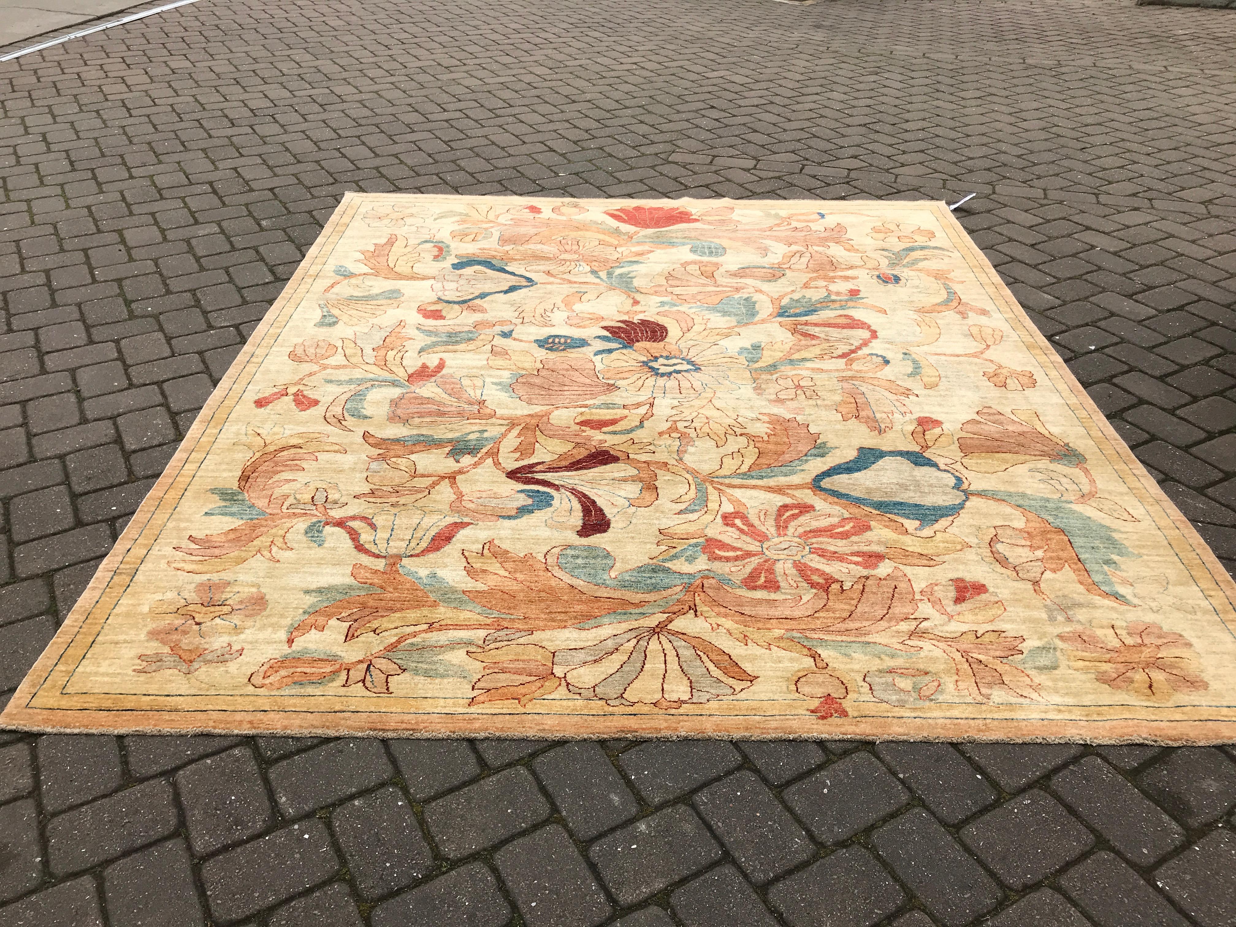 French Style Rug  For Sale 3