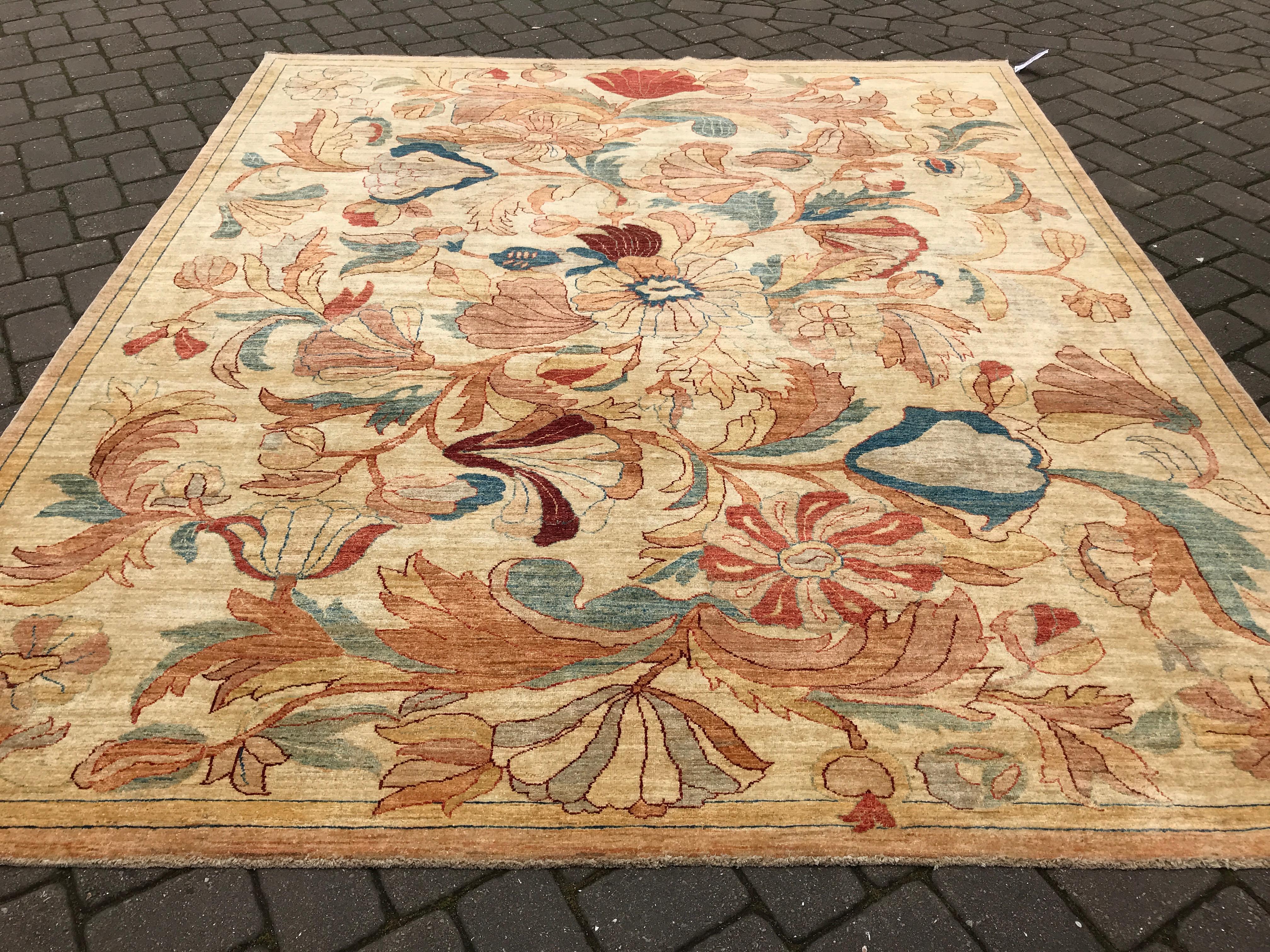 French Style Rug  For Sale 4