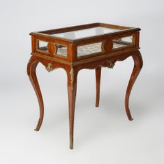 French Style Satinwood Lift-Top Display Vitrine with Bronze Mounts 20th C