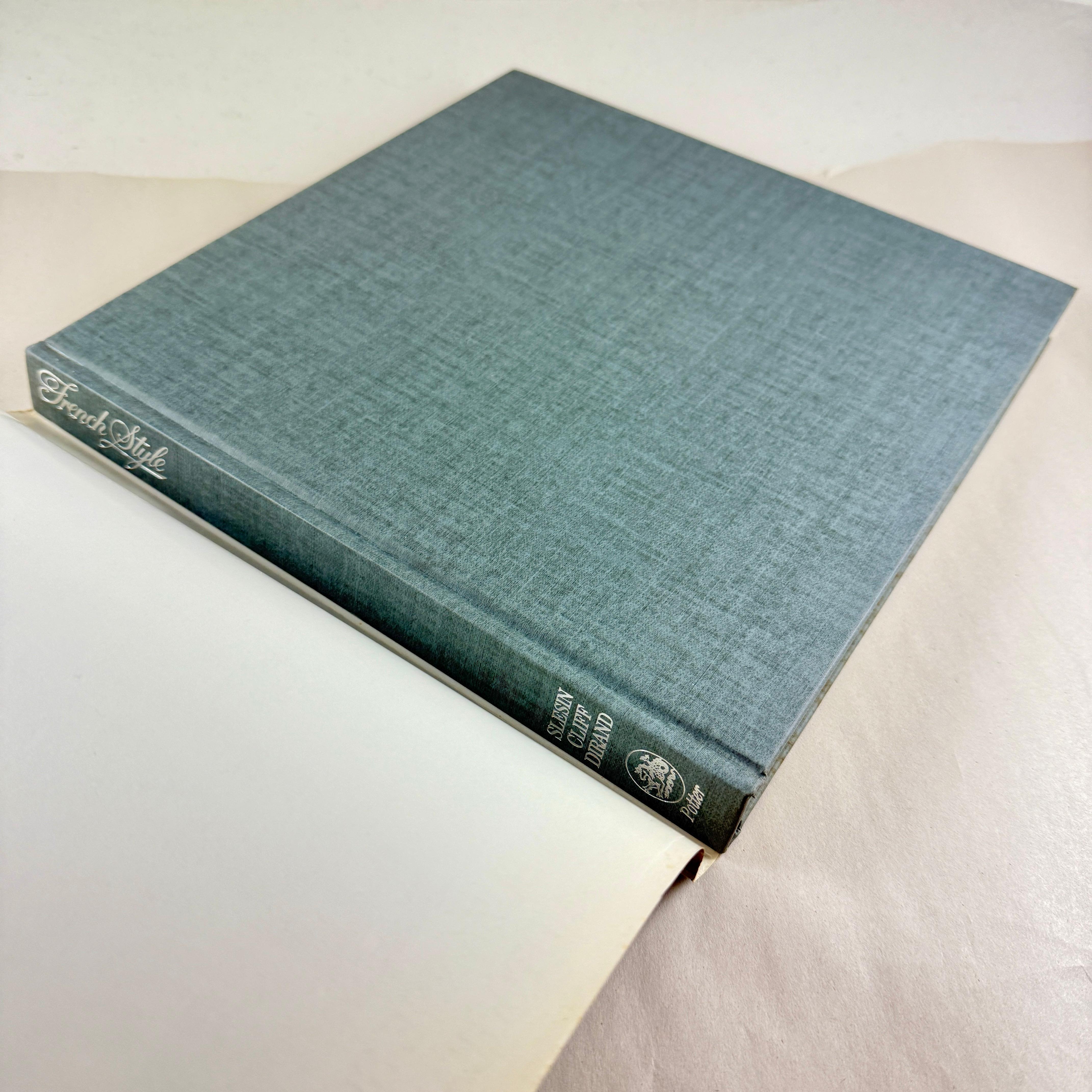 Américain Slessin Cliff, 1ère édition reliée avec veste de style français, 1982 en vente