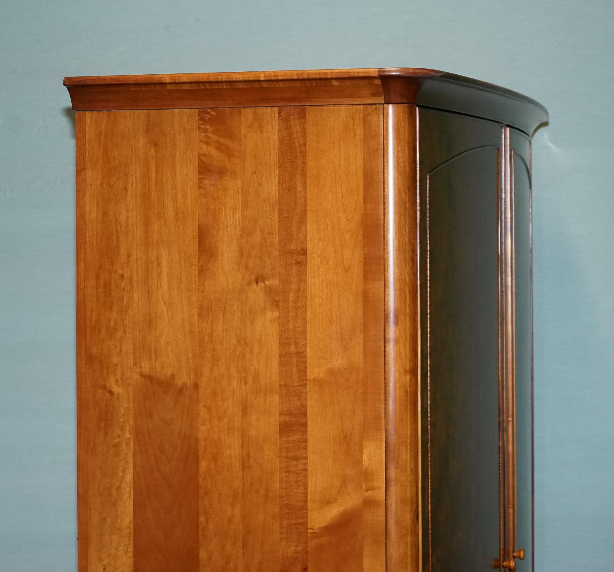 FRANZÖSISCHER STIL WILLIS & GAMBIER ROCHELLE COLLECTION DOPPELKLEIDERSCHRANK im Angebot 3