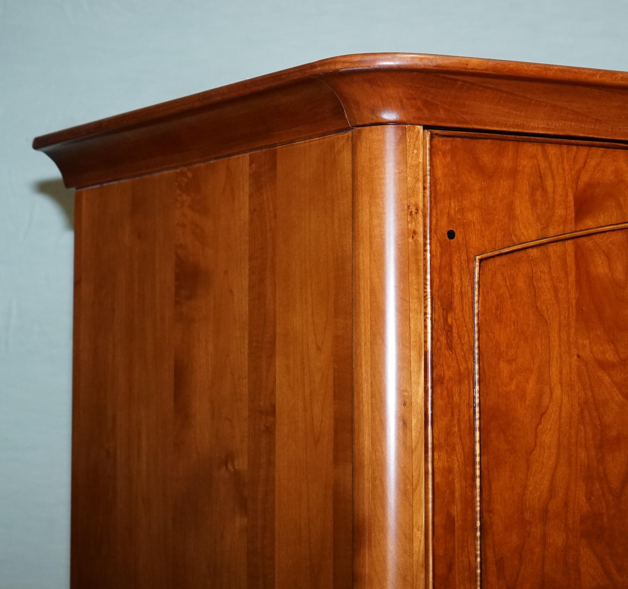 FRANZÖSISCHER STIL WILLIS & GAMBIER ROCHELLE COLLECTION DOPPELKLEIDERSCHRANK im Angebot 9